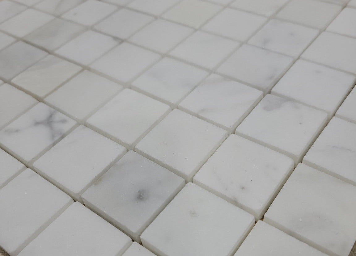 GBI QuarryCollection Calacata Polished Mosaic Tile Sheet – 11 ¾" x 11 ¾"