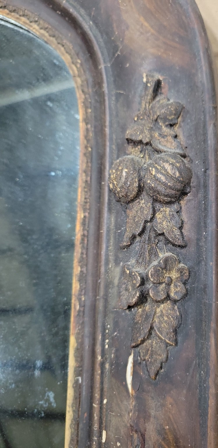 Antique Arched Wall Mirror – Carved Gesso Frame with Provenance Note