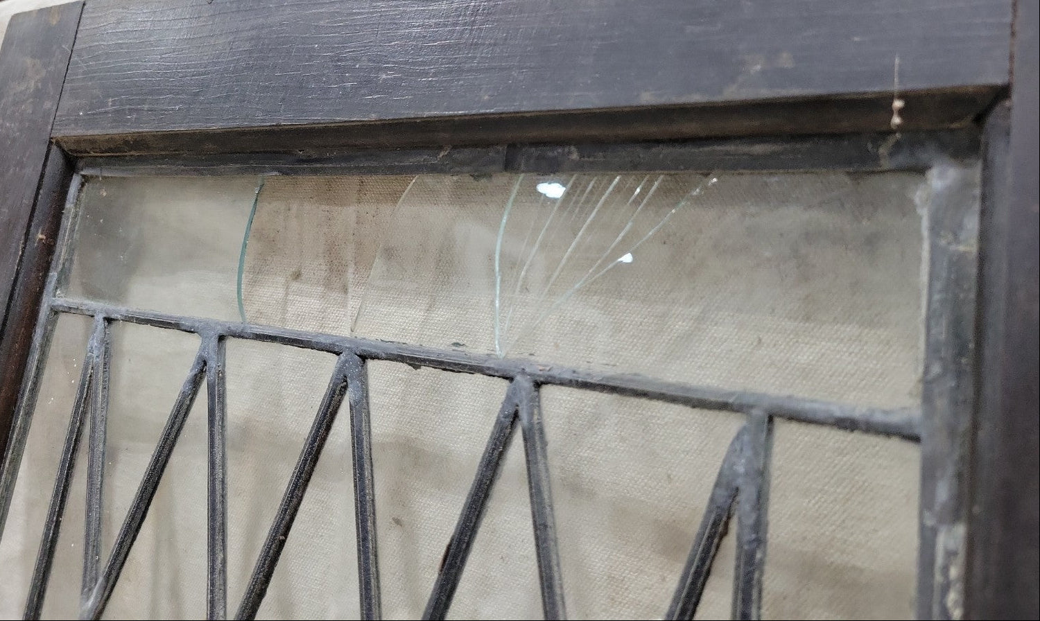 Antique Leaded Glass Cabinet Door – Diamond Pattern with Glass Knob