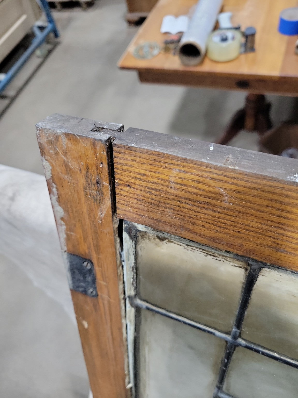 Antique Leaded Glass Cabinet Door – Oak Frame with Geometric Design