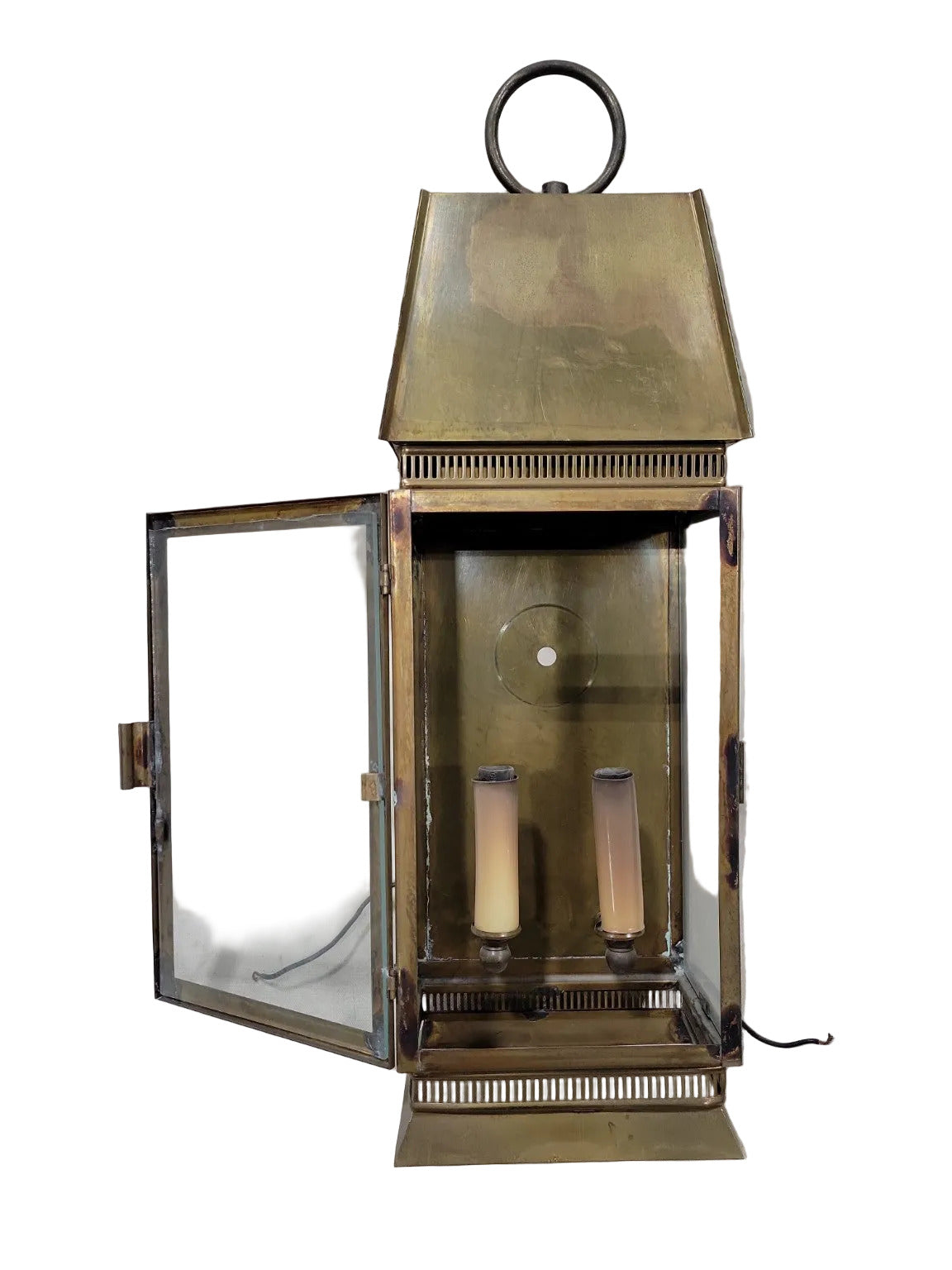 Vintage Solid Brass Wall Lantern – Colonial Style with Vent Detailing