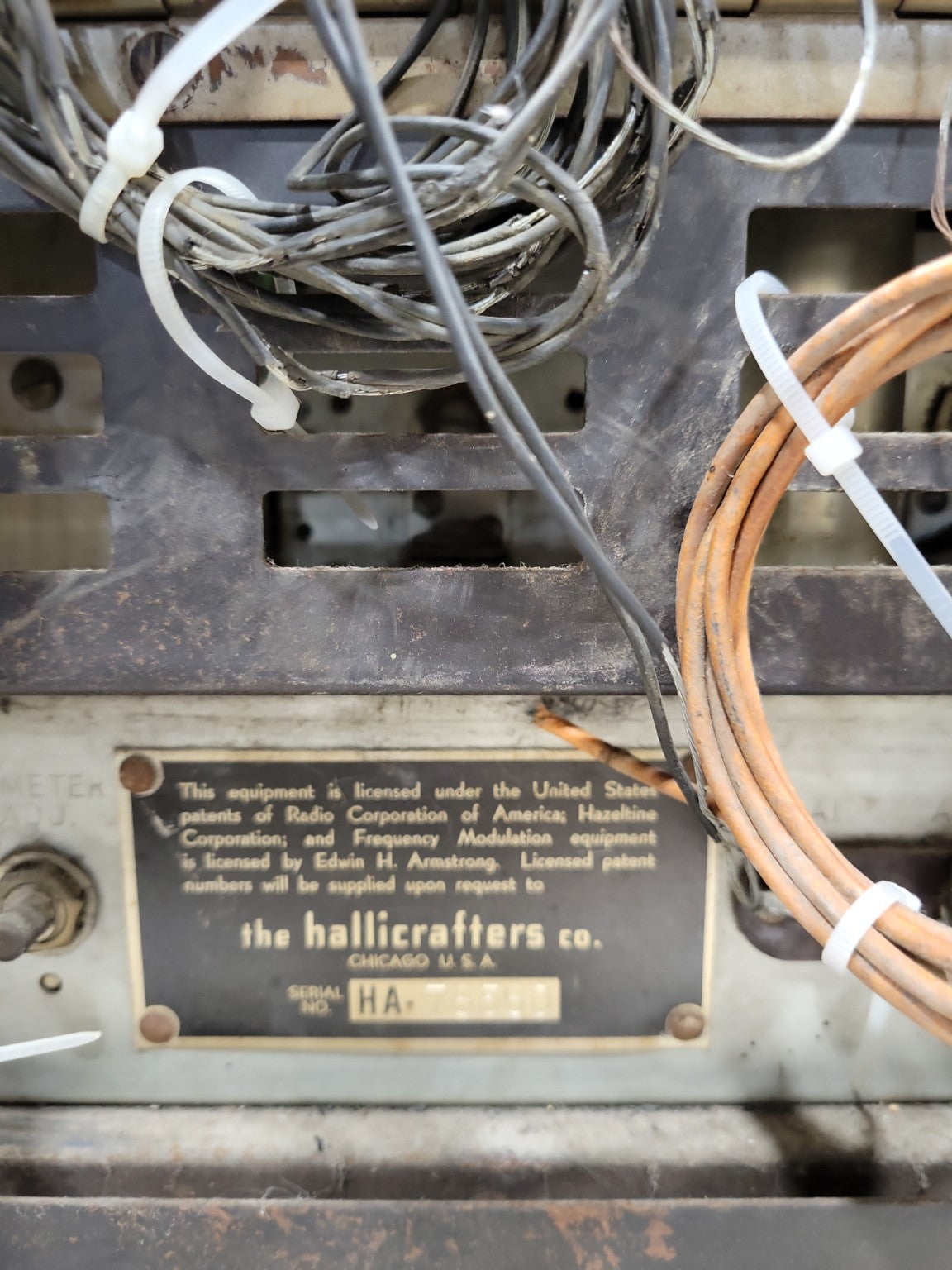 Hallicrafters SX-42 Communications Receiver & R-42 Reproducer Speaker Set – 1940's Tube Radio System