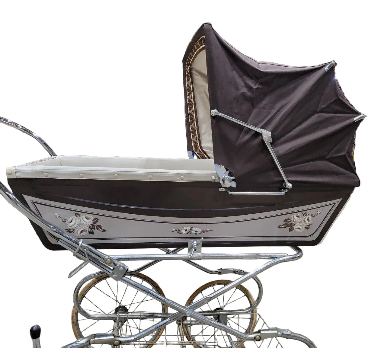 Vintage Marmet Pram – Classic English Baby Carriage with Floral Panels