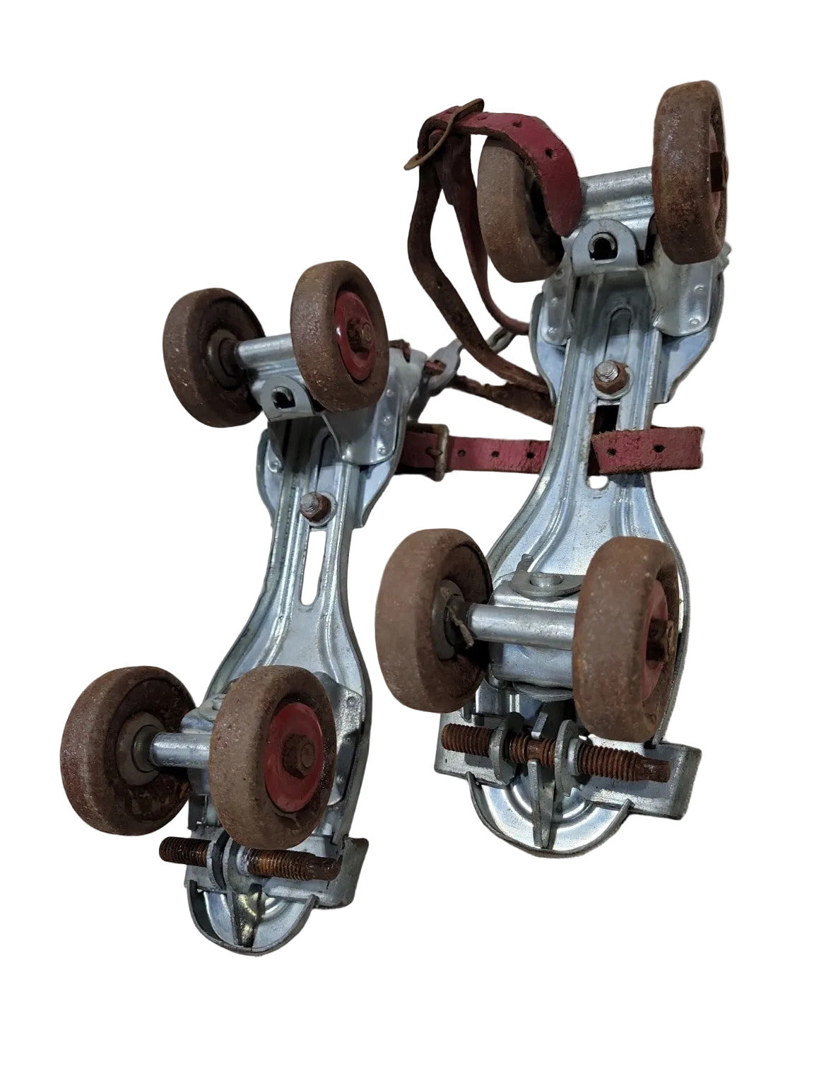 Vintage Globe No. 36 Adjustable Roller Skates with Leather Straps & Skate Key – 1940s–50s