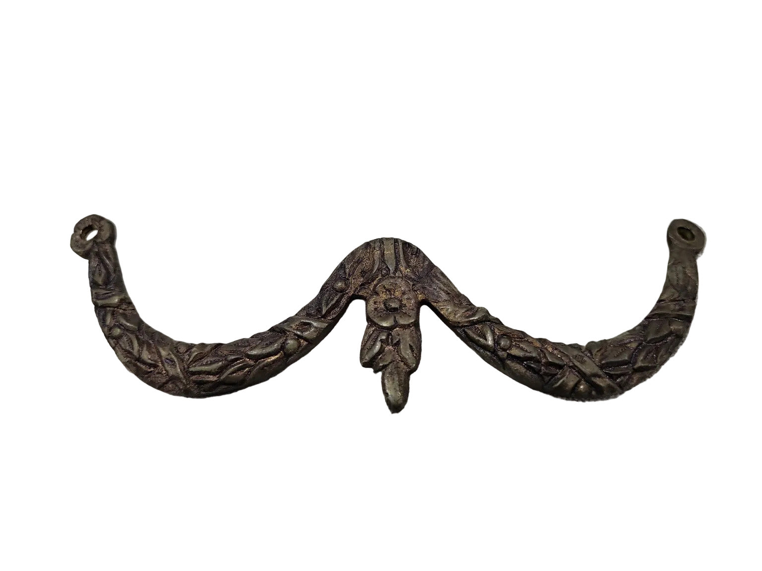 Set of 8 Vintage Ornate Brass Drawer Pulls – Floral Swag Design