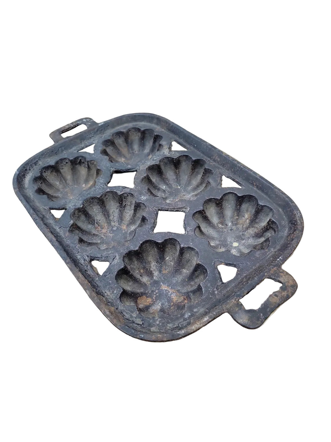 Antique Cast Iron Six-Cavity Fluted Baking Mold