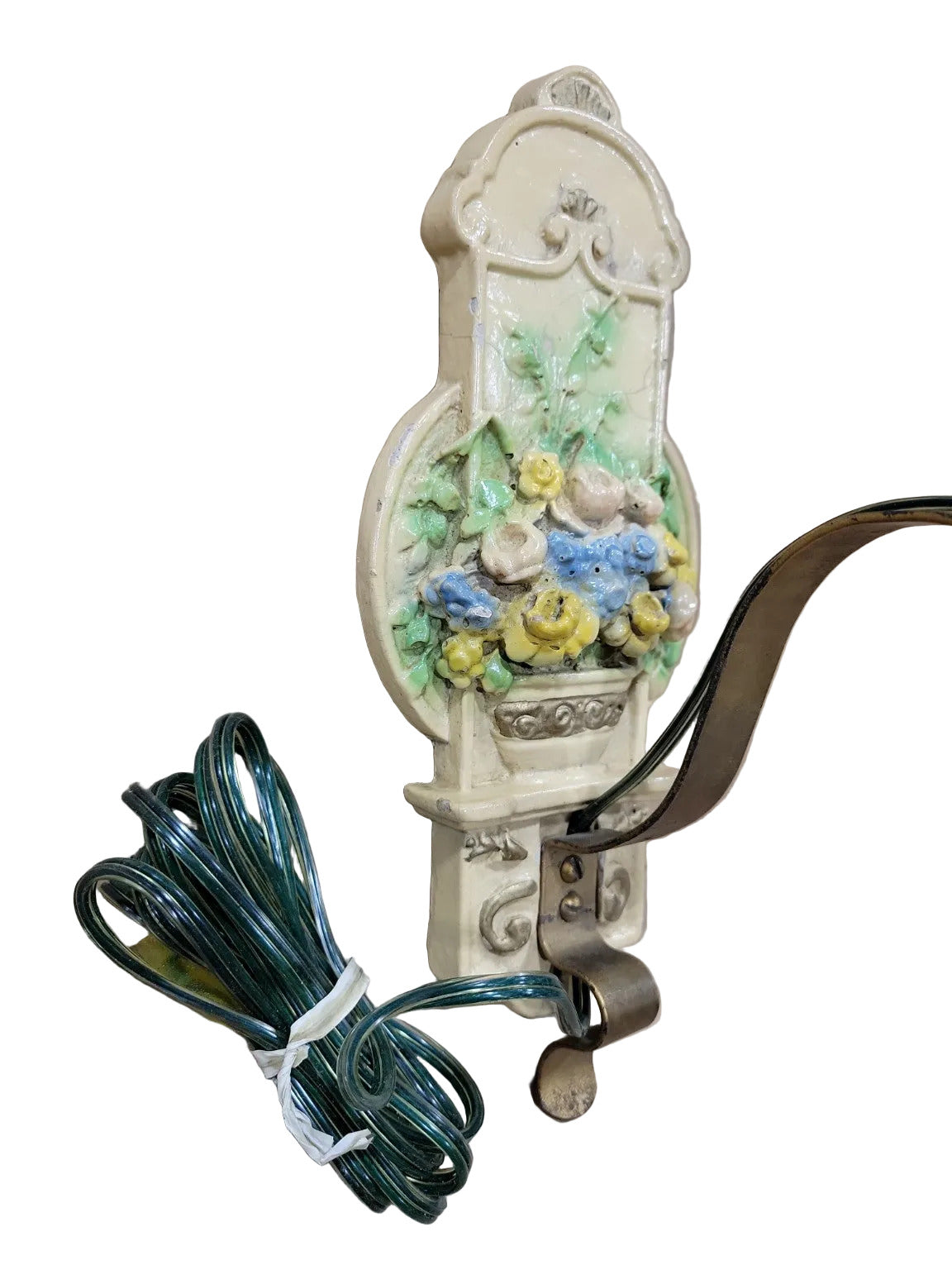 Vintage Floral Wall Sconce Lamp – Ornate Cast Base with Brass Arm