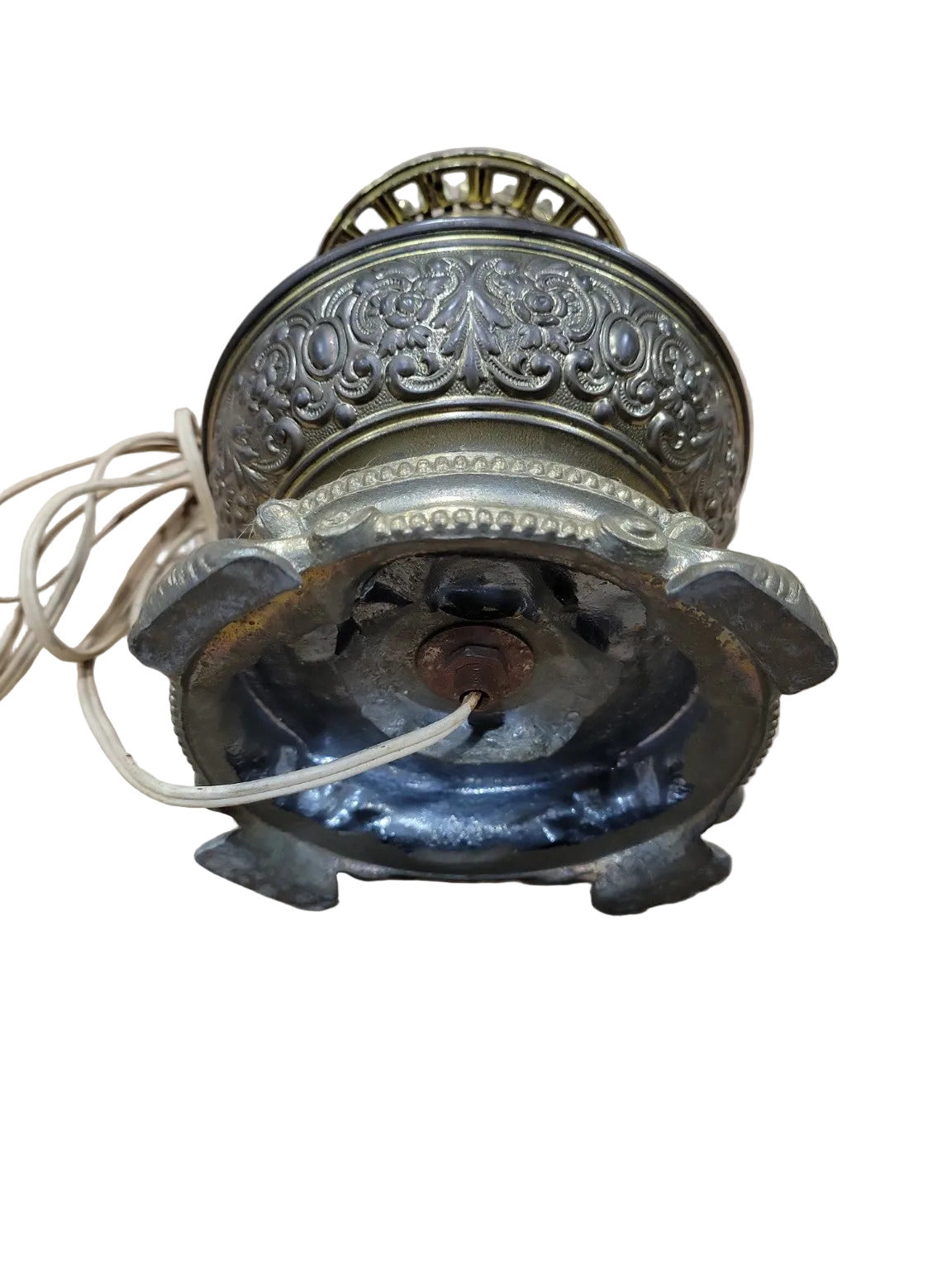 Antique Bradley & Hubbard (B&H) Ornate Table Lamp Base – Electrified Oil Lamp Conversion
