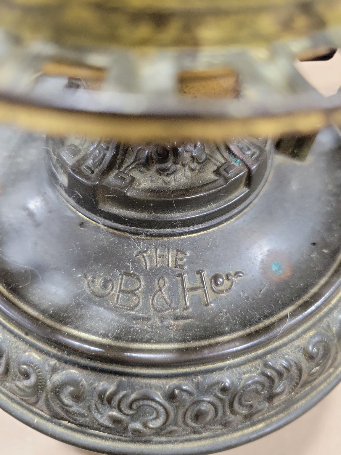 Antique Bradley & Hubbard (B&H) Ornate Table Lamp Base – Electrified Oil Lamp Conversion