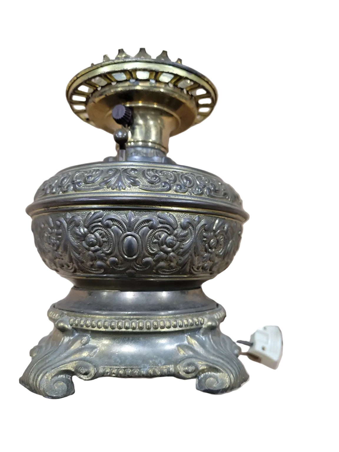 Antique Bradley & Hubbard (B&H) Ornate Table Lamp Base – Electrified Oil Lamp Conversion