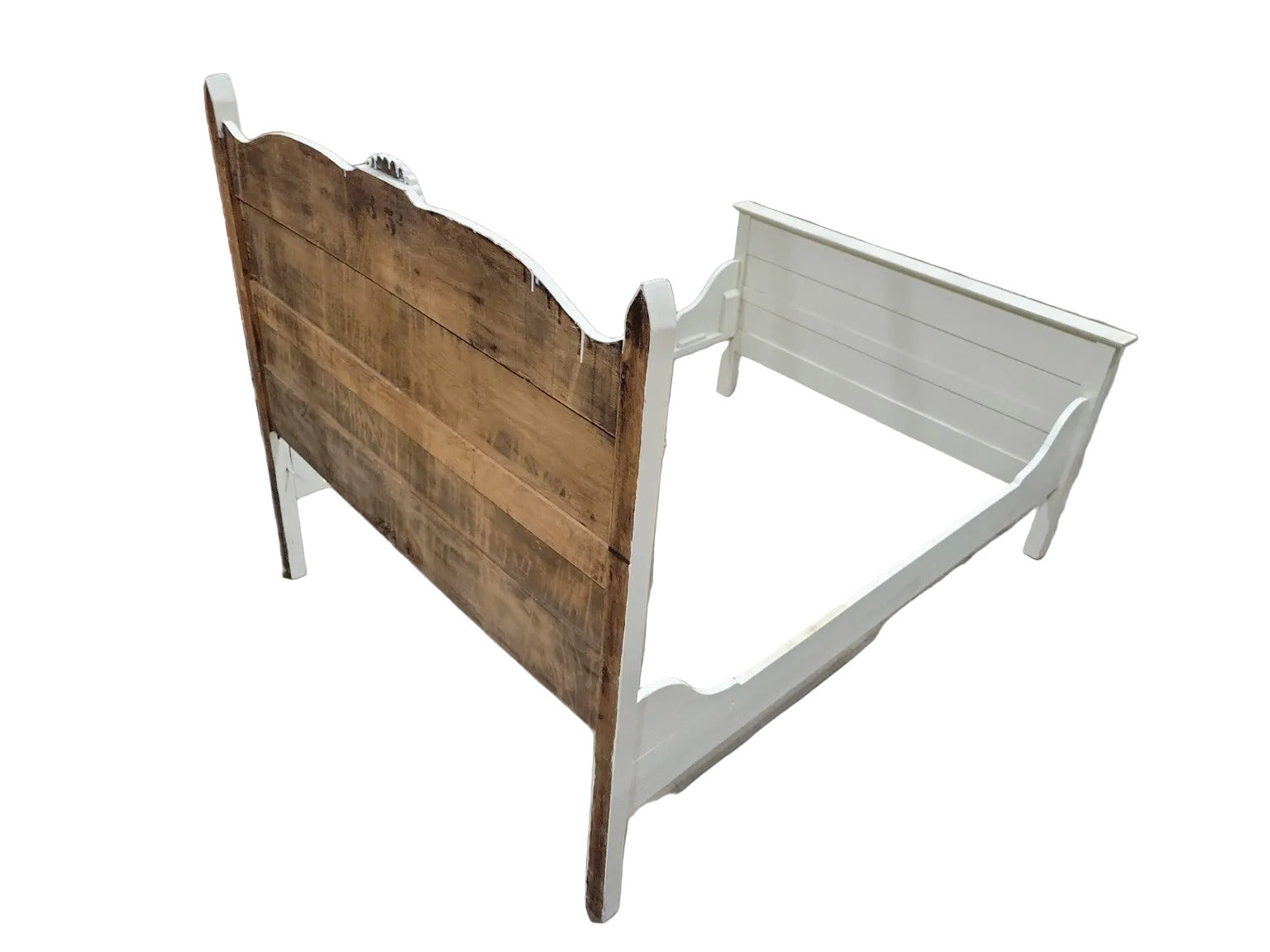 Vintage Full Size Wood Bed Frame with Carved Shell Crest – Painted White