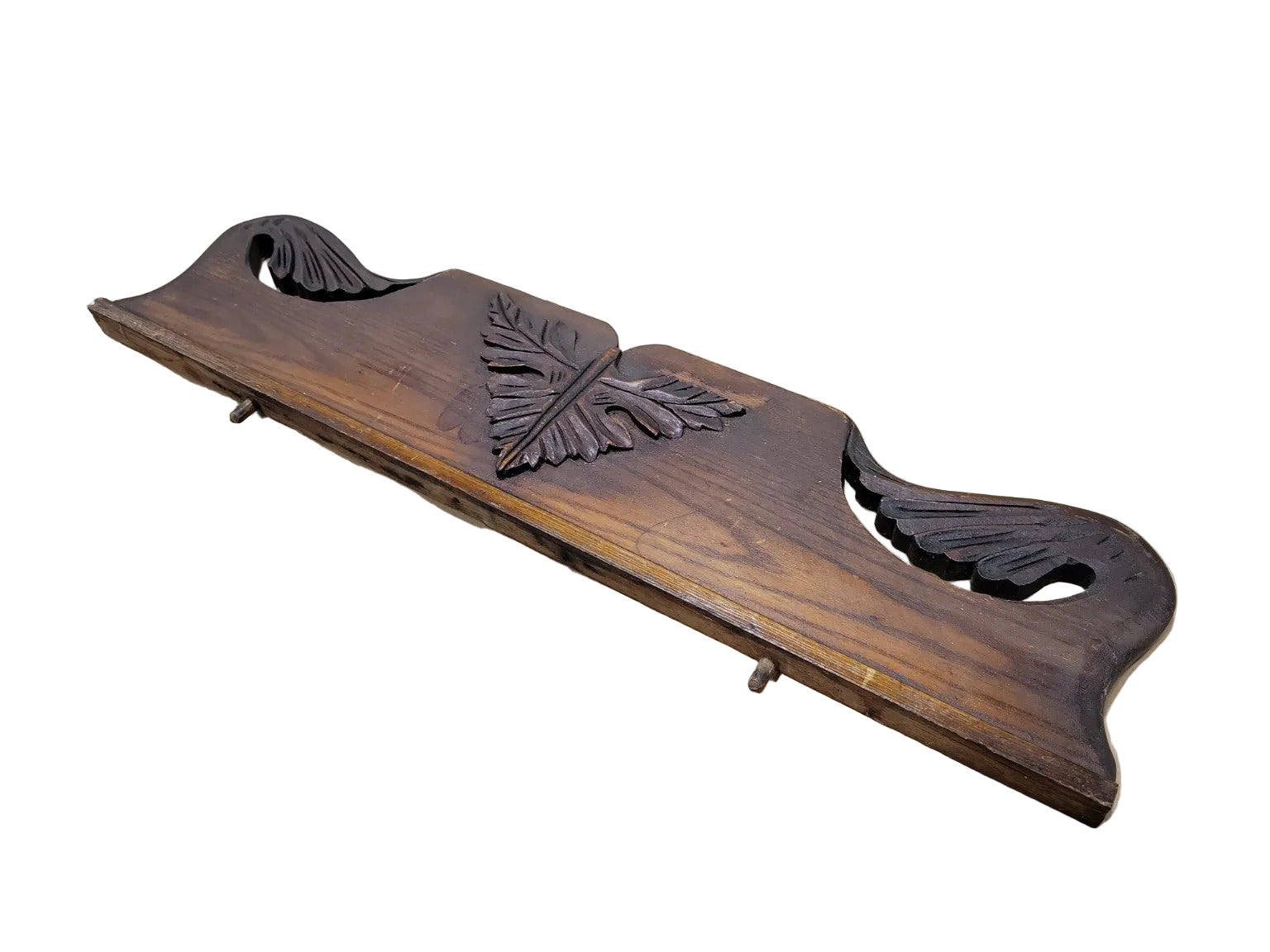 Antique Carved Wooden Architectural Trim with Leaf Motif – 28" Wide