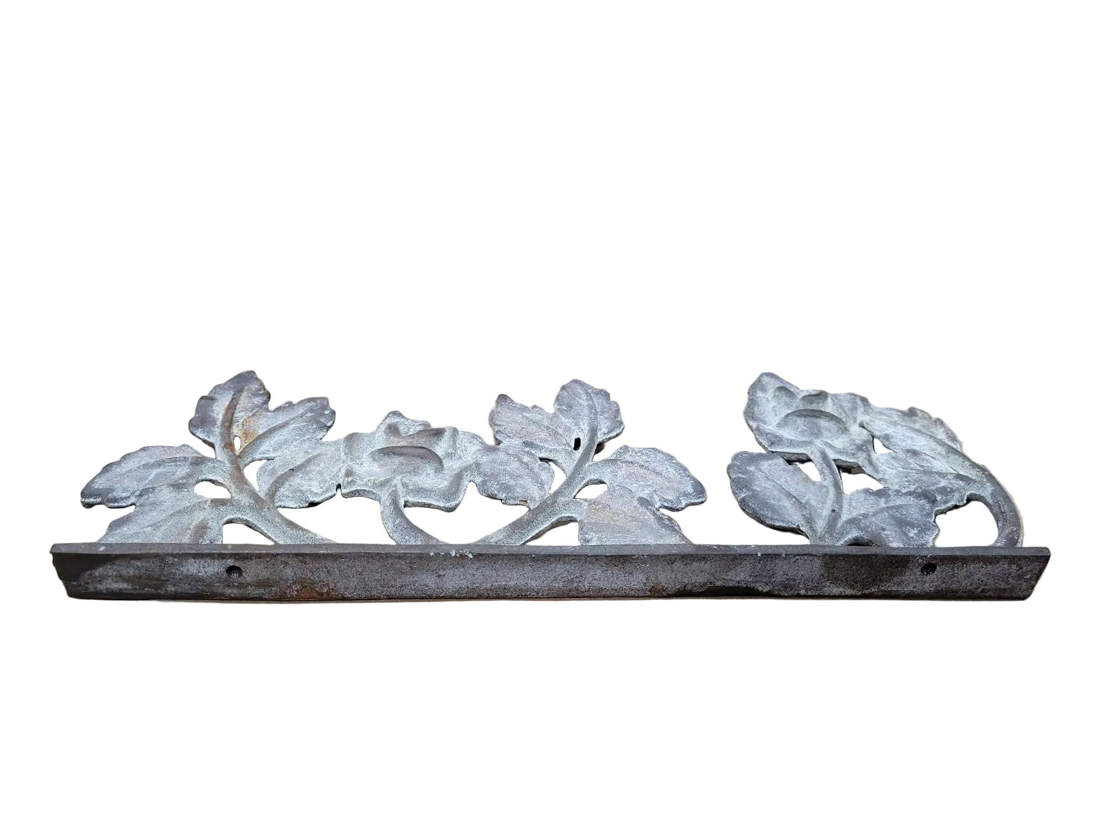 Cast Iron Floral Rose Wall Plaque – Vintage Garden Accent