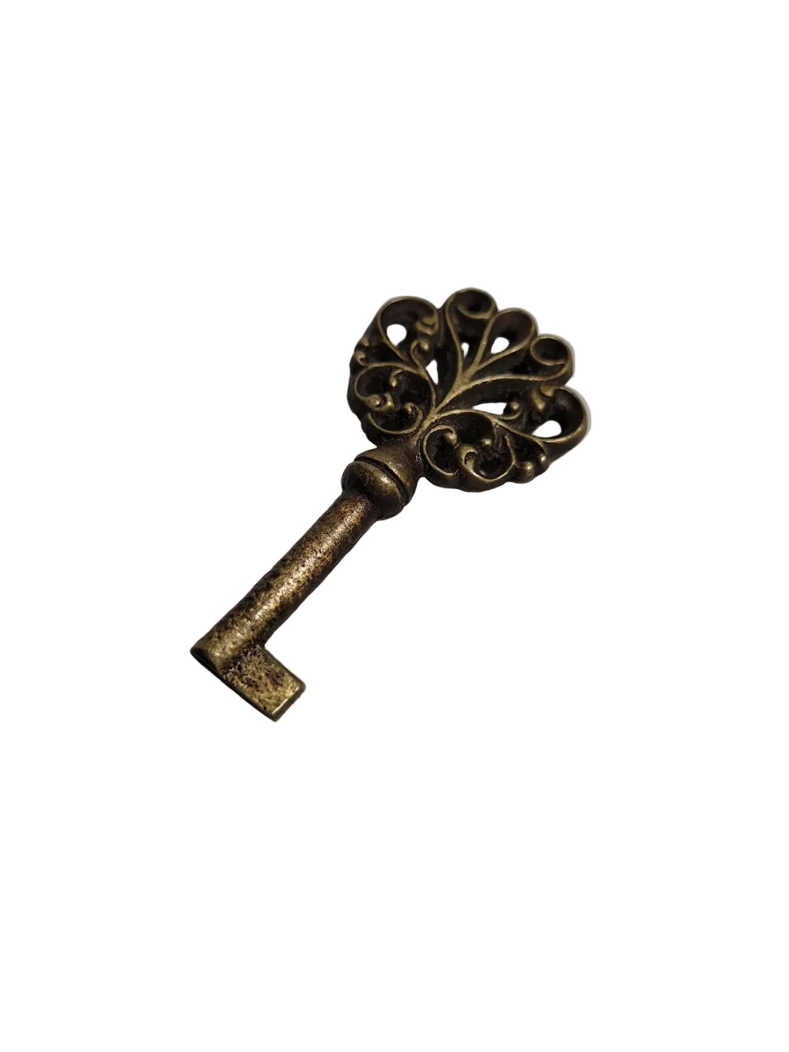 Vintage Ornate Skeleton Key – Decorative Brass Tone