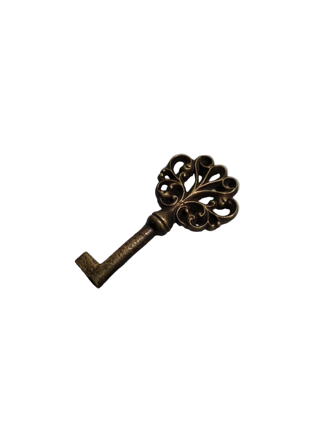 Vintage Ornate Skeleton Key – Decorative Brass Tone