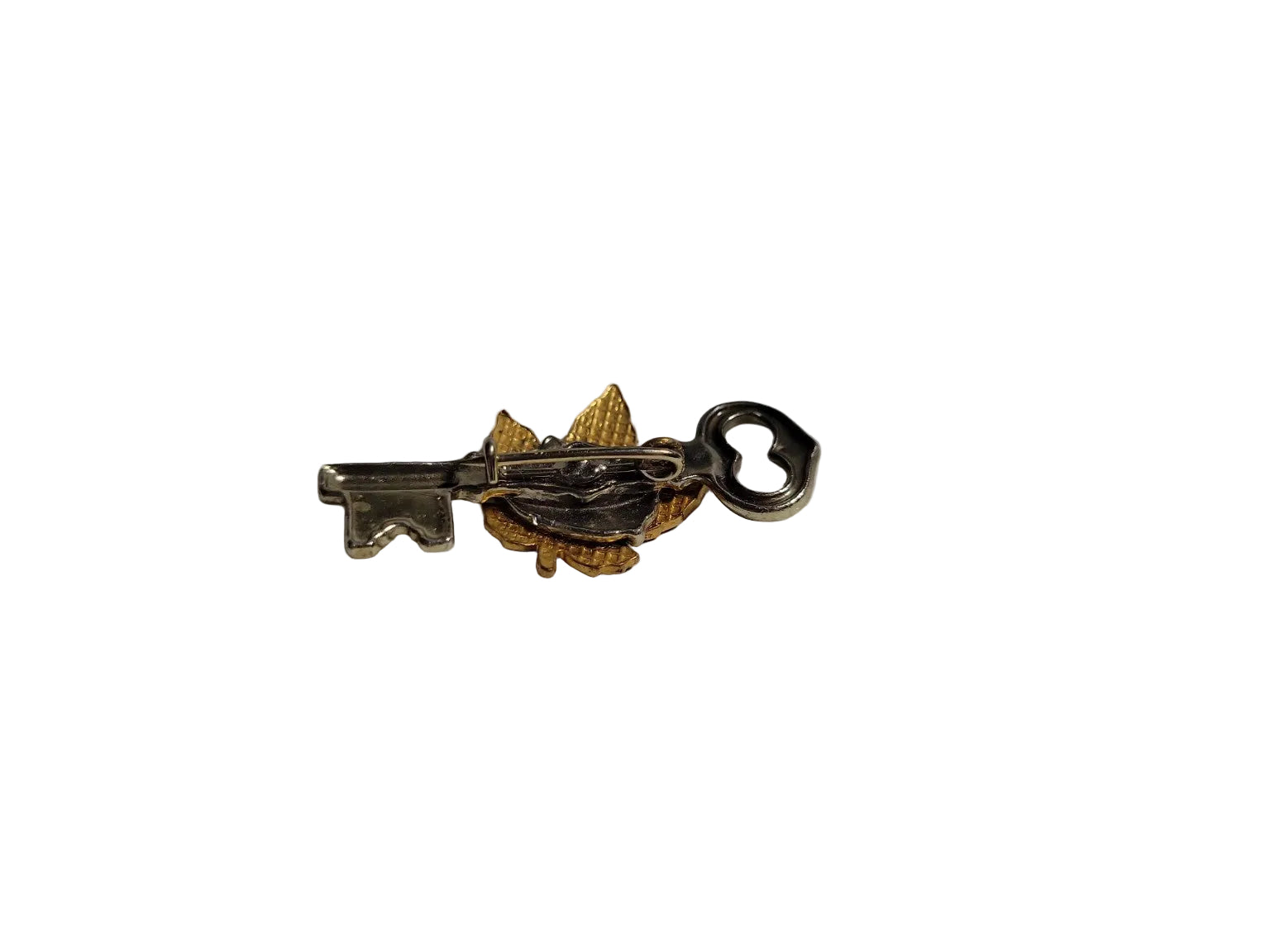 Vintage Canada Maple Leaf Key Brooch – Enamel Souvenir Pin