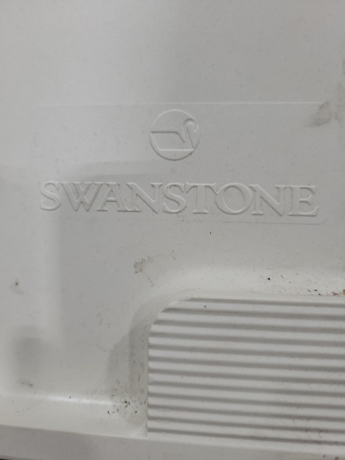 Modern Swanstone Solid Surface Vanity Sink – White Integrated Basin