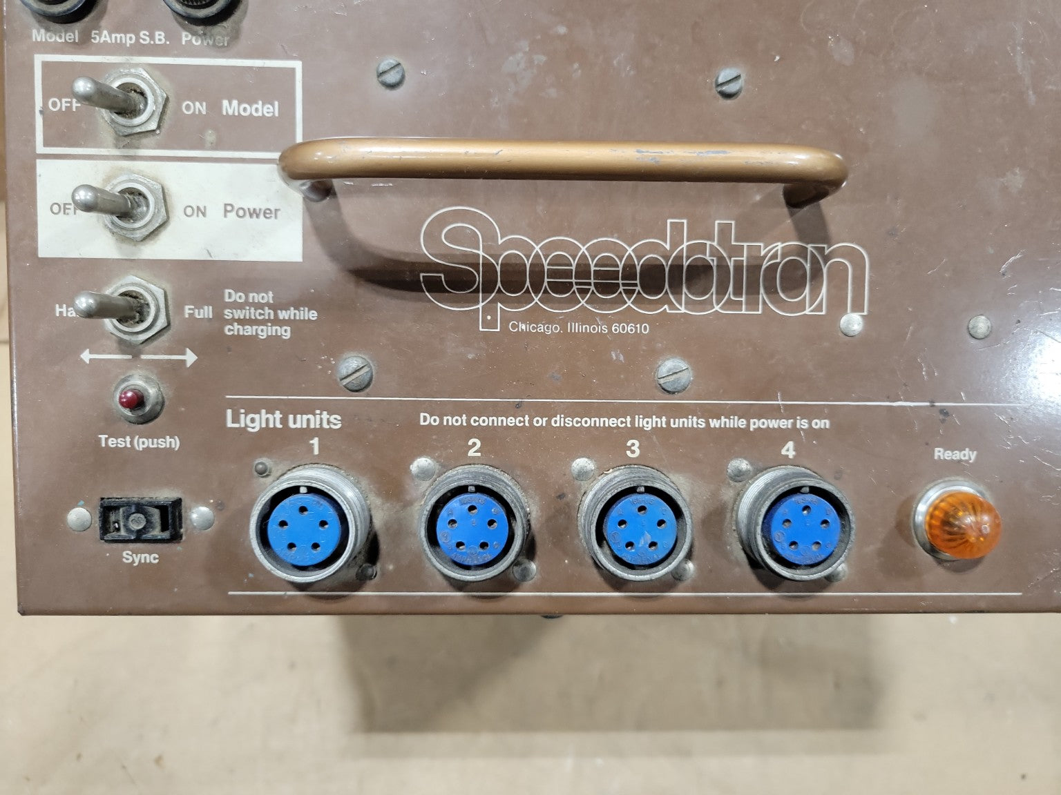Vintage Speedotron D1200 Power Pack – Studio Lighting Unit