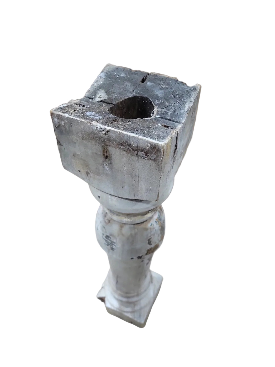 Antique Turned Wood Railing Posts – Set of 15