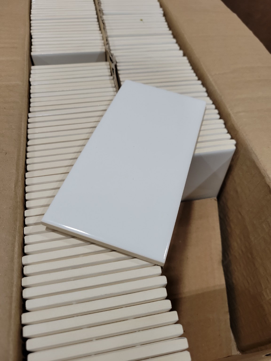 Lanka Walltiles Eggshell White Glazed Ceramic Tile Set – 3" x 6" (115 Pieces)