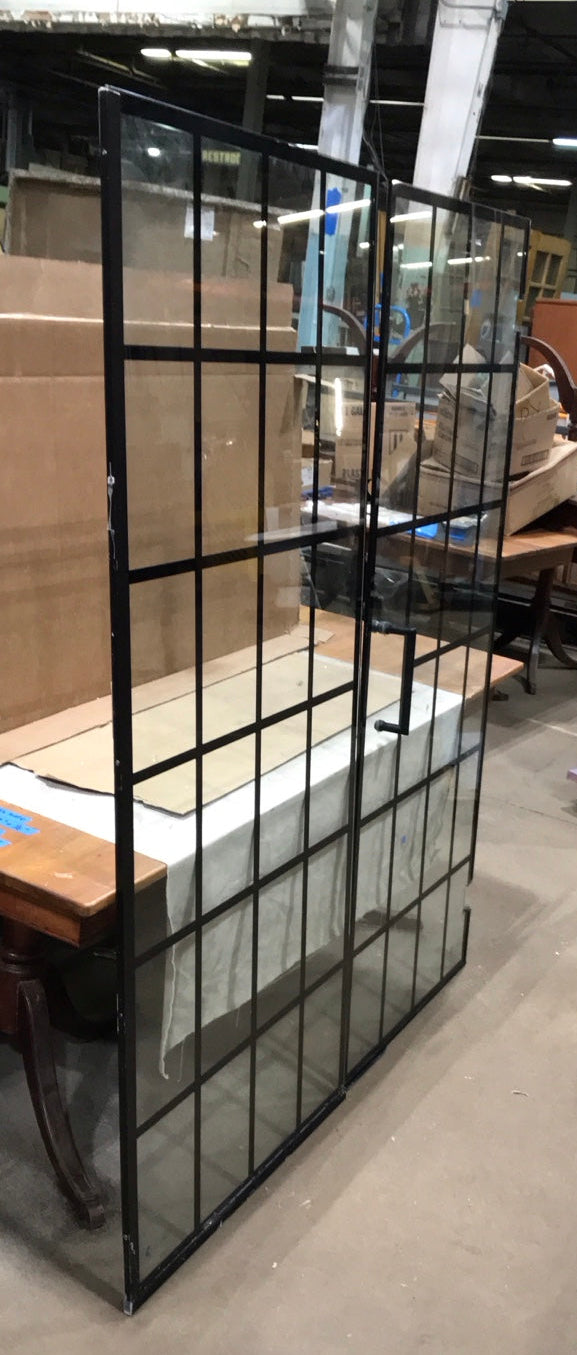 Industrial Grid Glass Shower Door Set