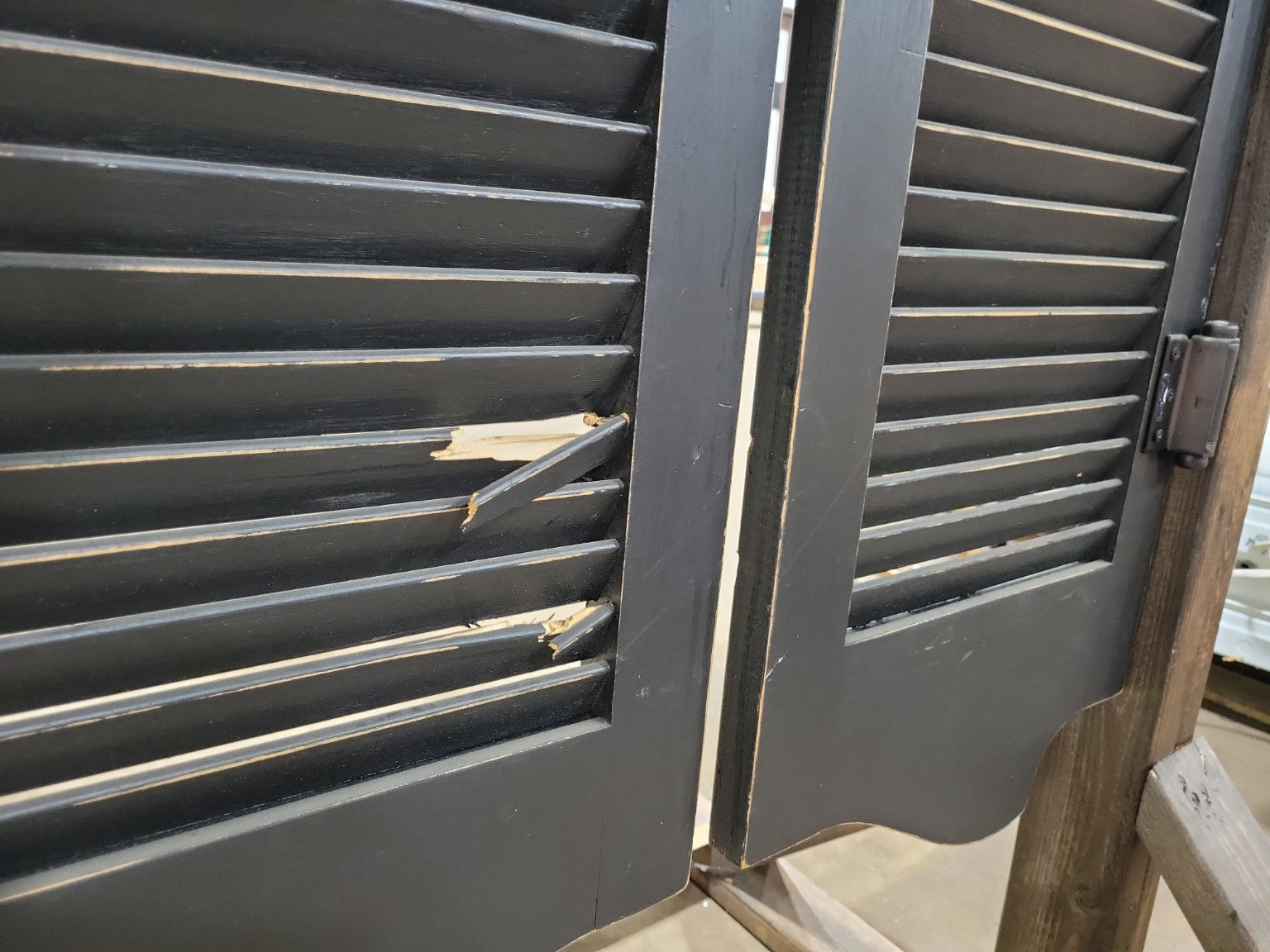 Western Saloon Swing Door Entry Display