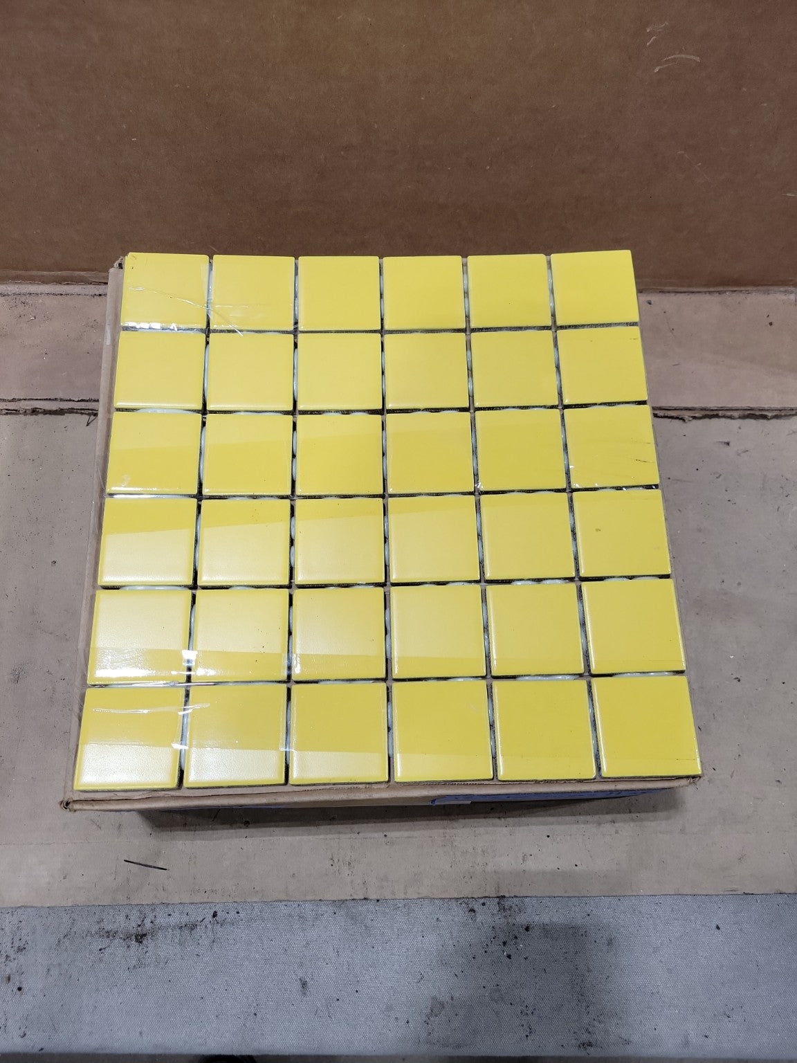 Quarry Tile Company Natural Hues Daisy Yellow 2x2 Mosaic Tile – 11 Sq Ft Lot