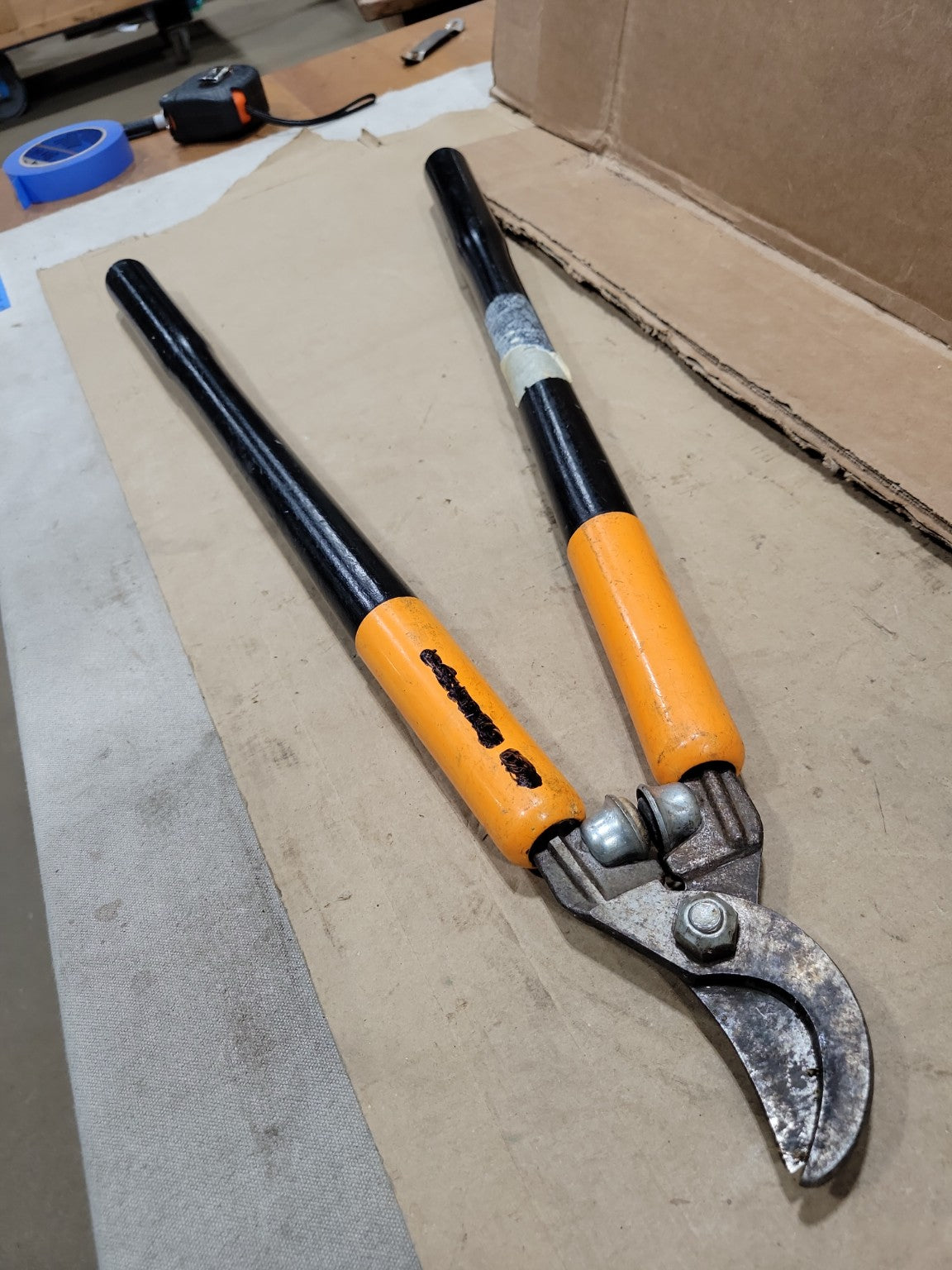 Fiskars 9150 Bypass Lopper Tree Pruning Shears