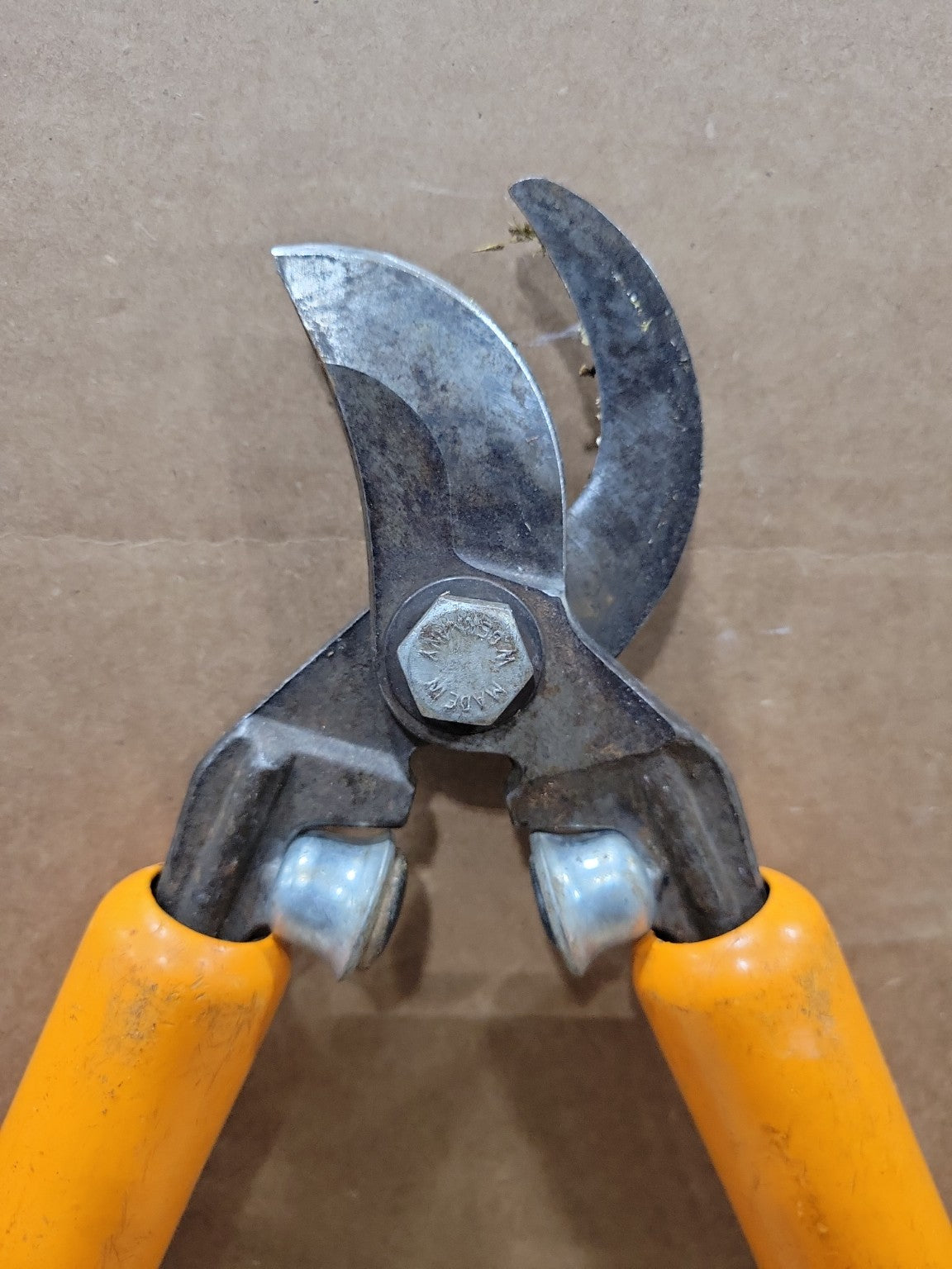 Fiskars 9150 Bypass Lopper Tree Pruning Shears