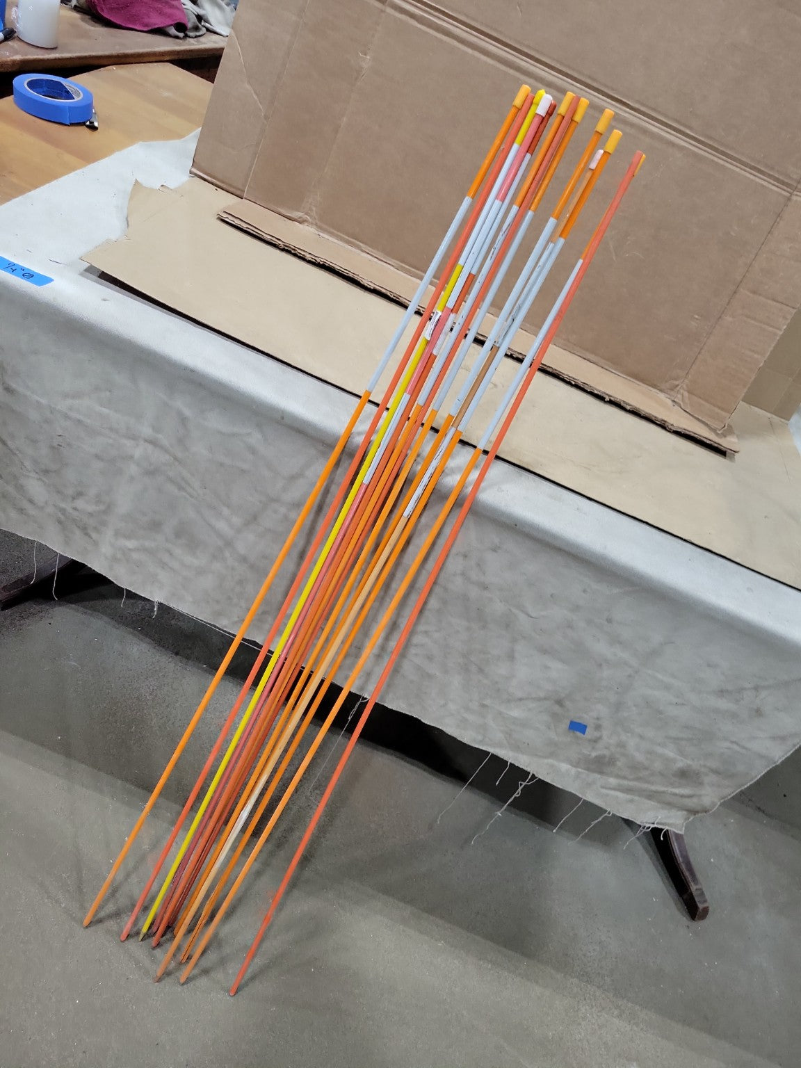 EverBilt Reflective Driveway Marker Rod Lot (13 Pieces)