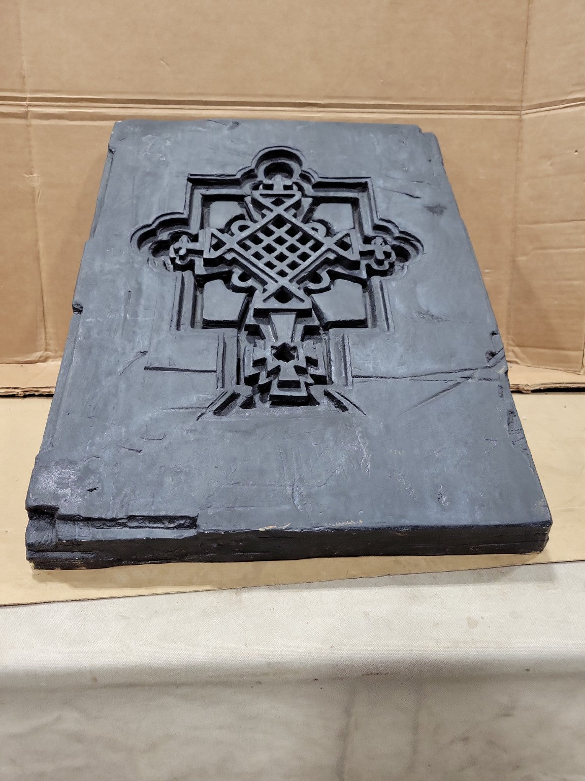 Gothic Cross Architectural Wall Plaque – Faux Stone Relief Panel