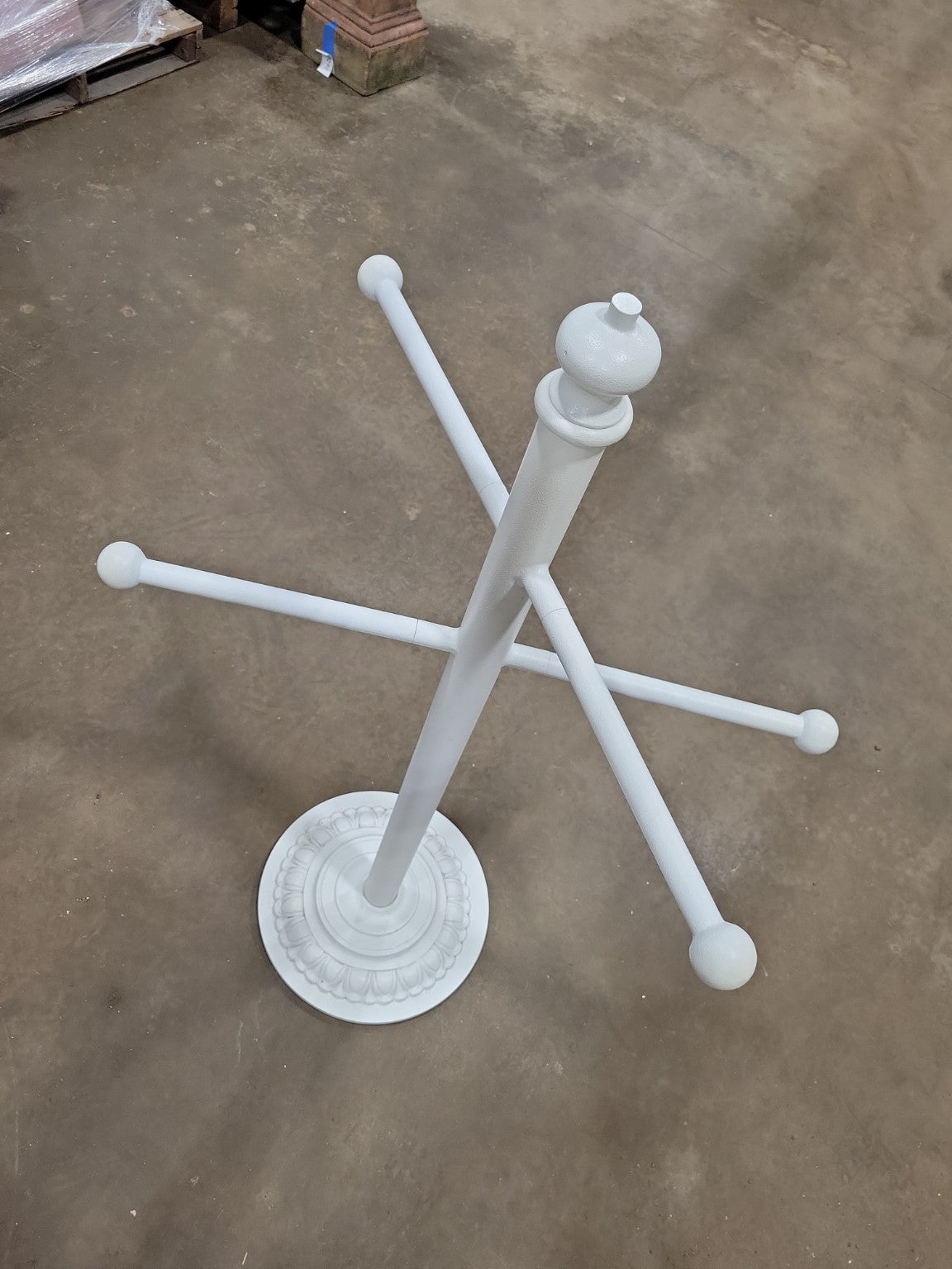 Vintage White Painted Towel Valet Stand
