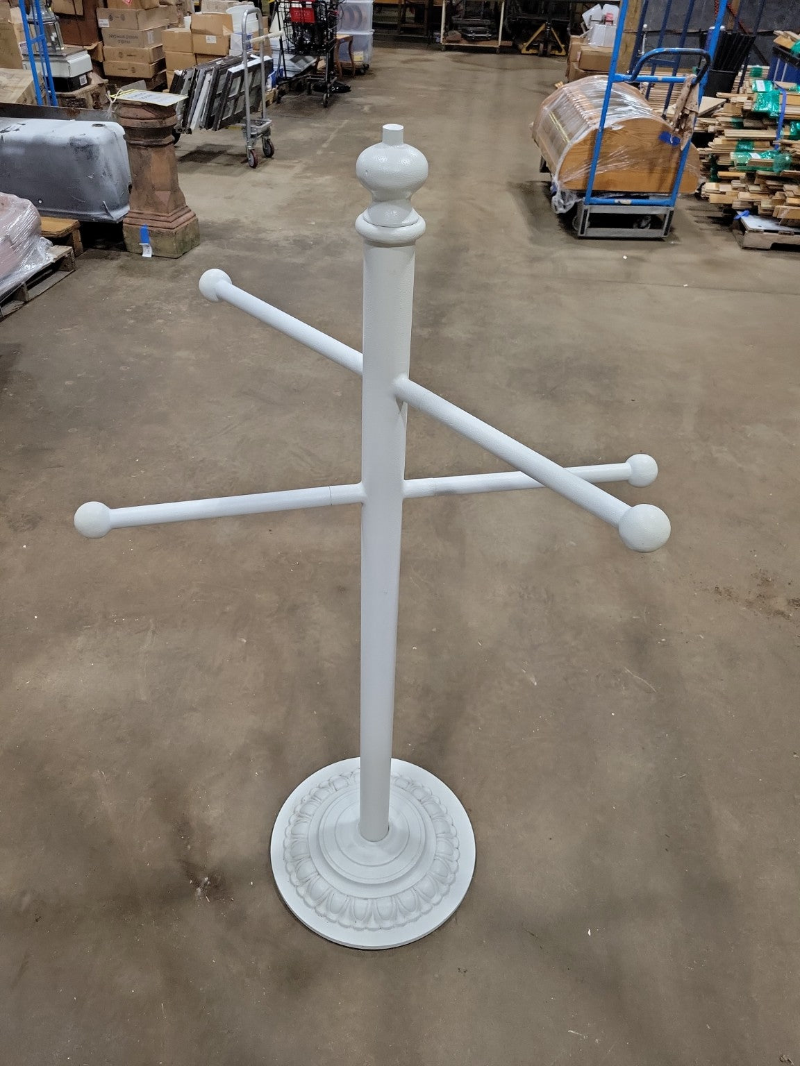 Vintage White Painted Towel Valet Stand