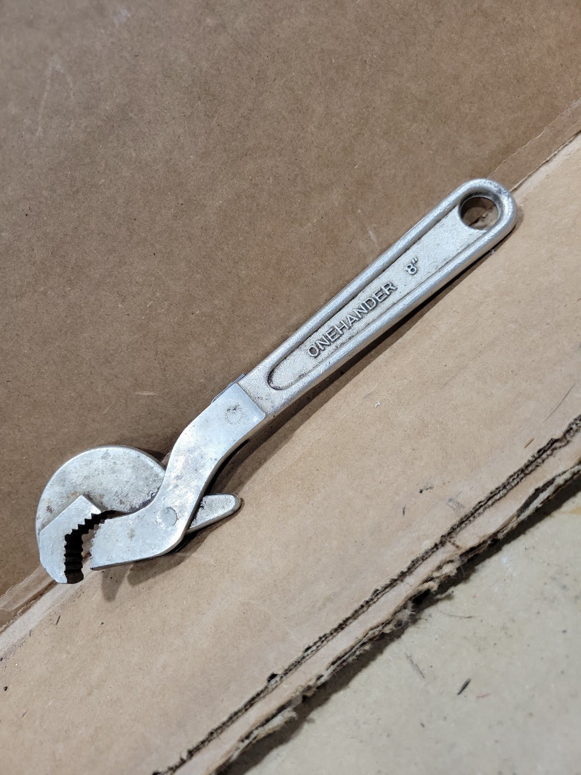 German-Made OneHander 8" Self-Adjusting Pipe Wrench
