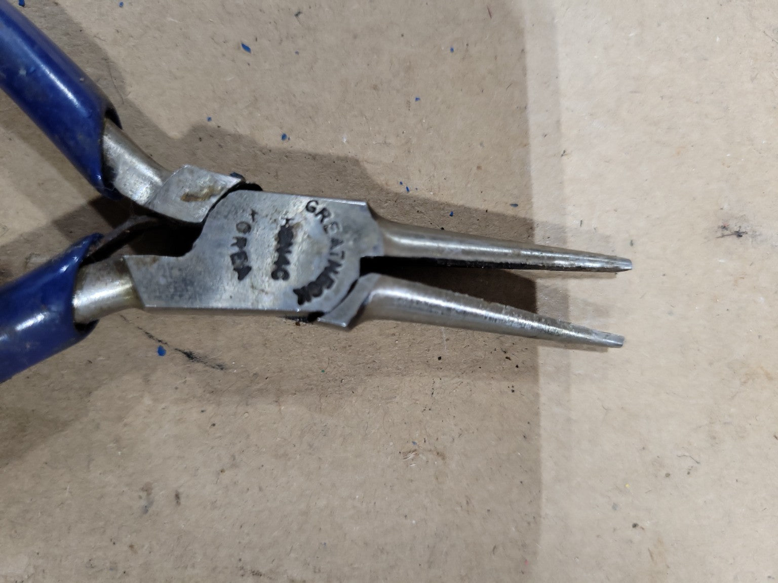 GreatNeck Mini Needle Nose Pliers