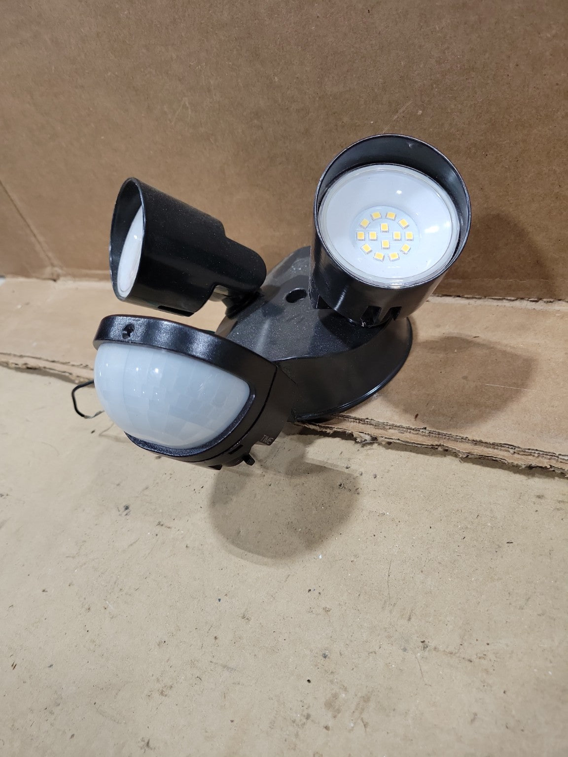Lithonia Lighting LED Motion Sensor Dual-Head Security Flood Light