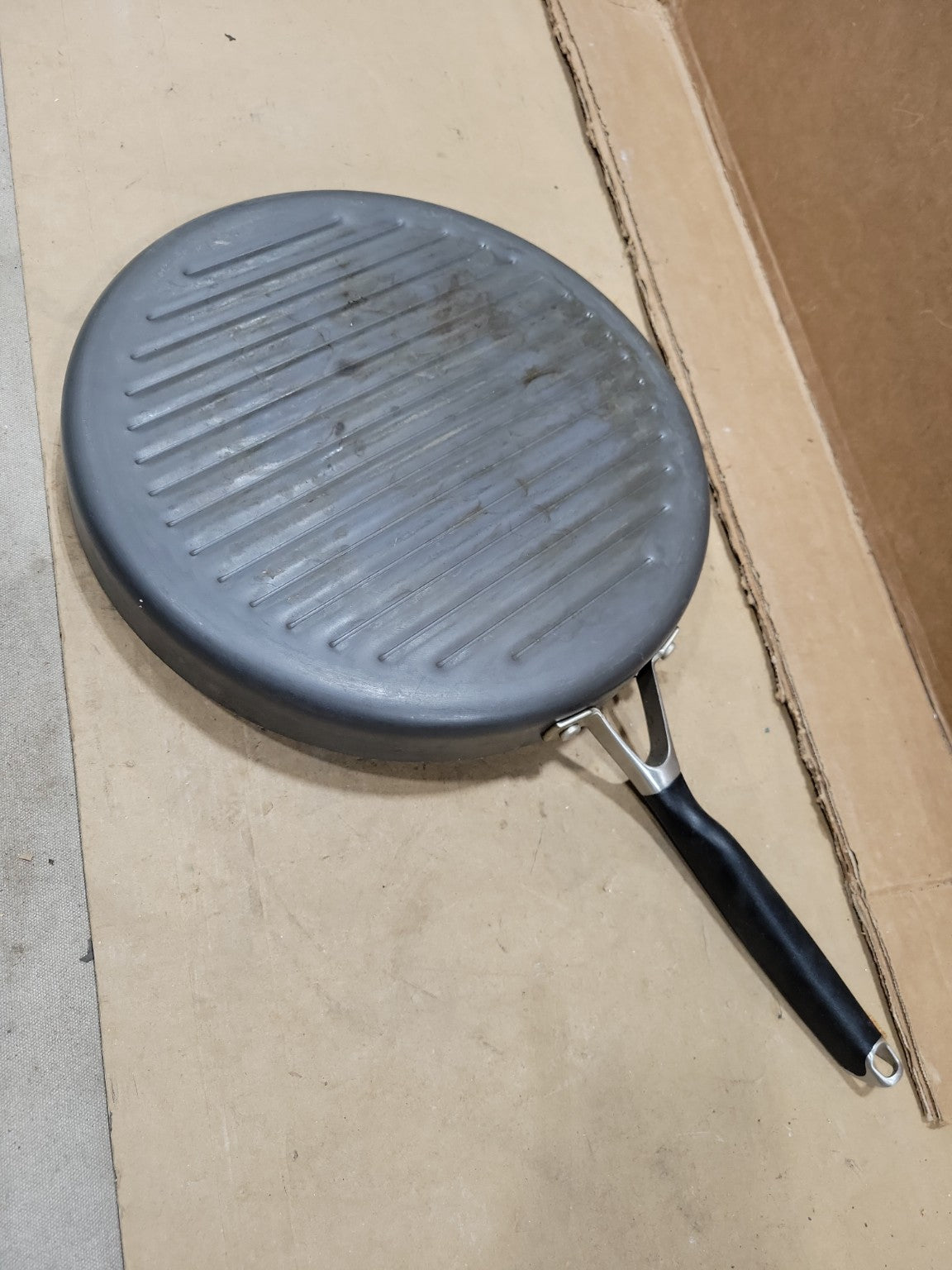 Calphalon Select Nonstick Round Grill Pan – 12.5 Inch
