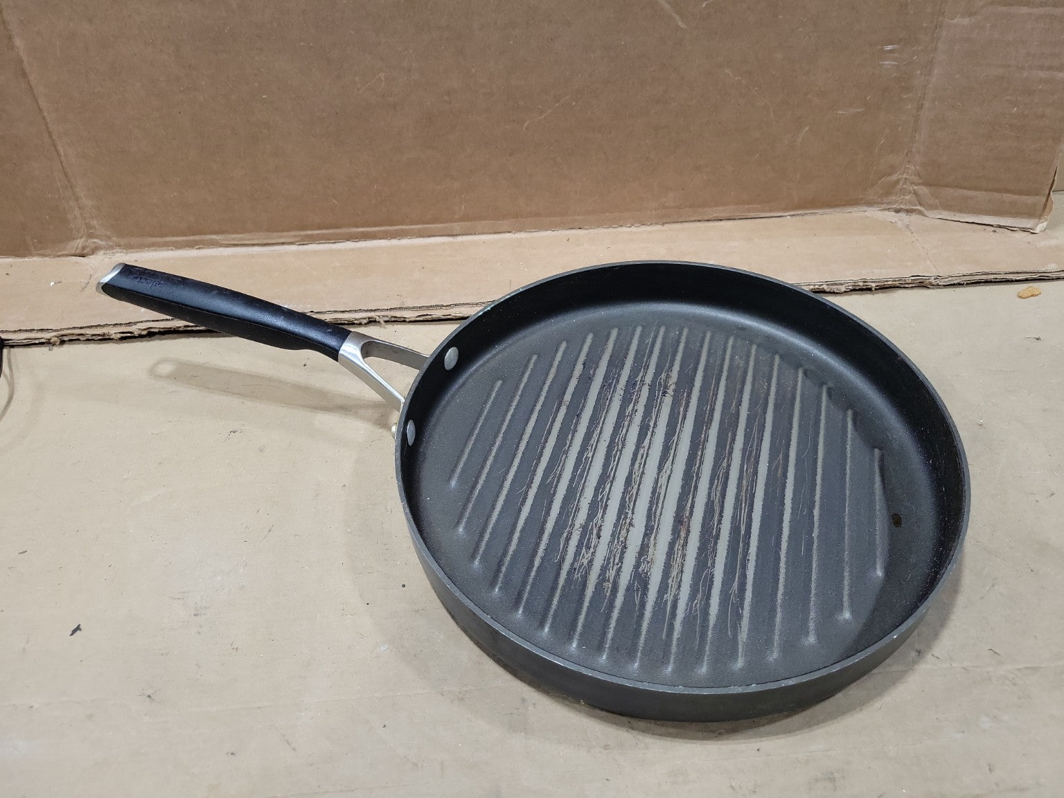 Calphalon Select Nonstick Round Grill Pan – 12.5 Inch