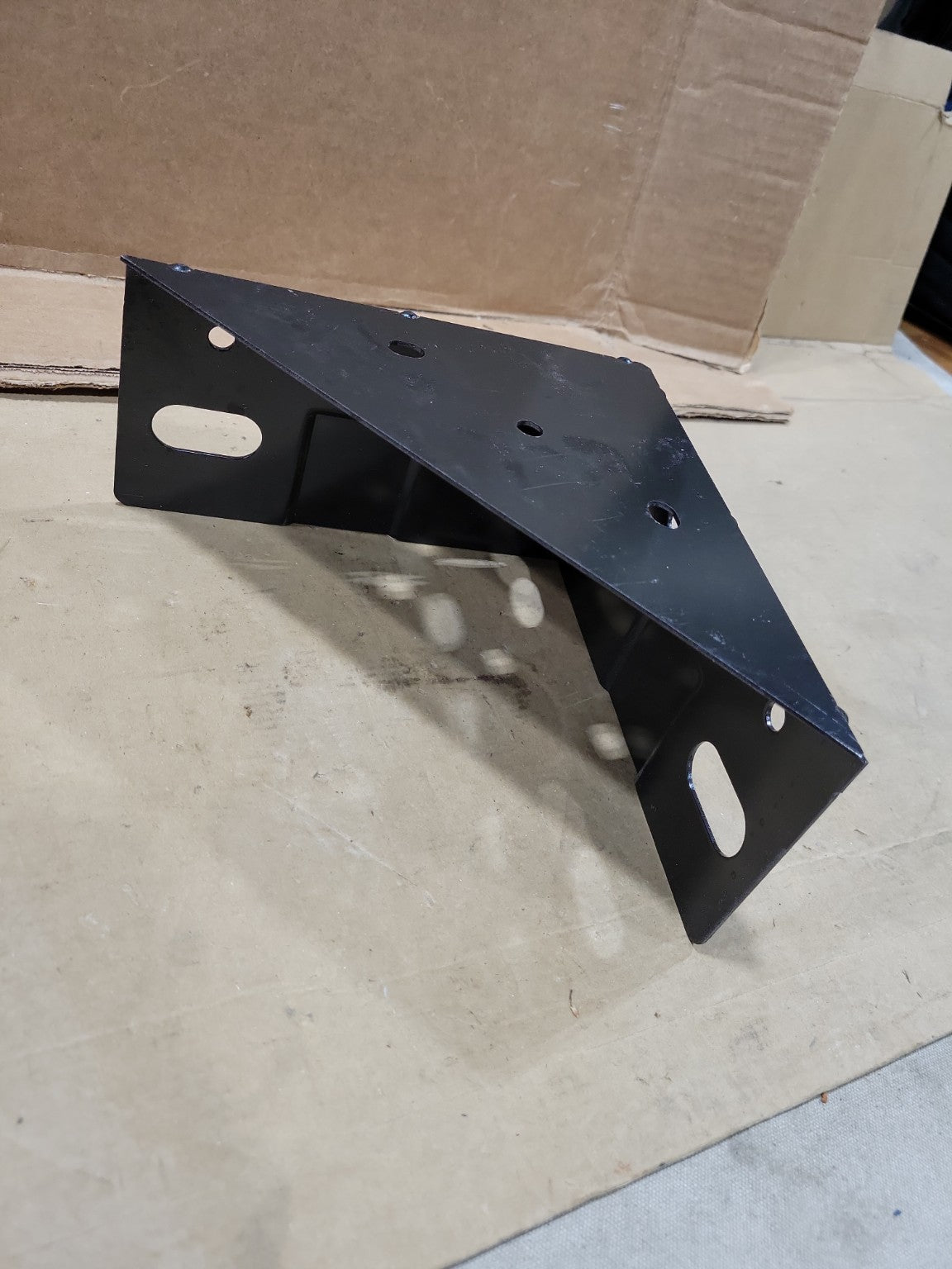 Heavy-Duty Black Steel Corner Support Brackets – Set of 4