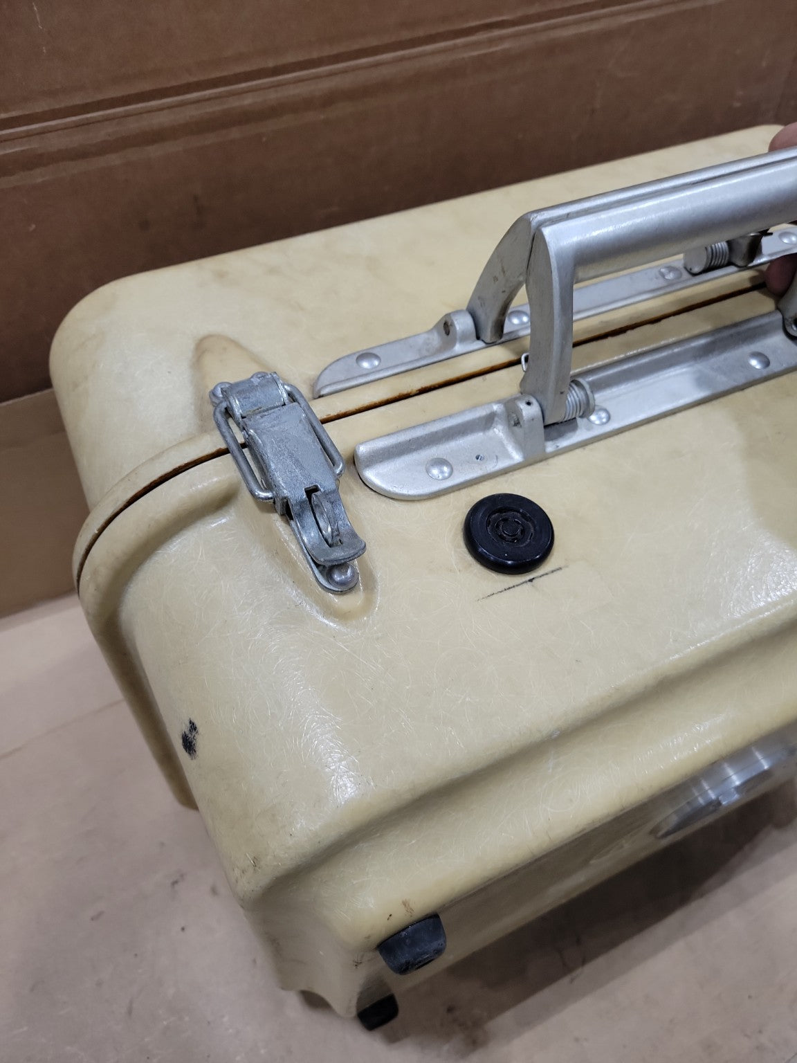 Vintage Brunson Fiberglass Equipment Carrying Case – Industrial Protective Storage