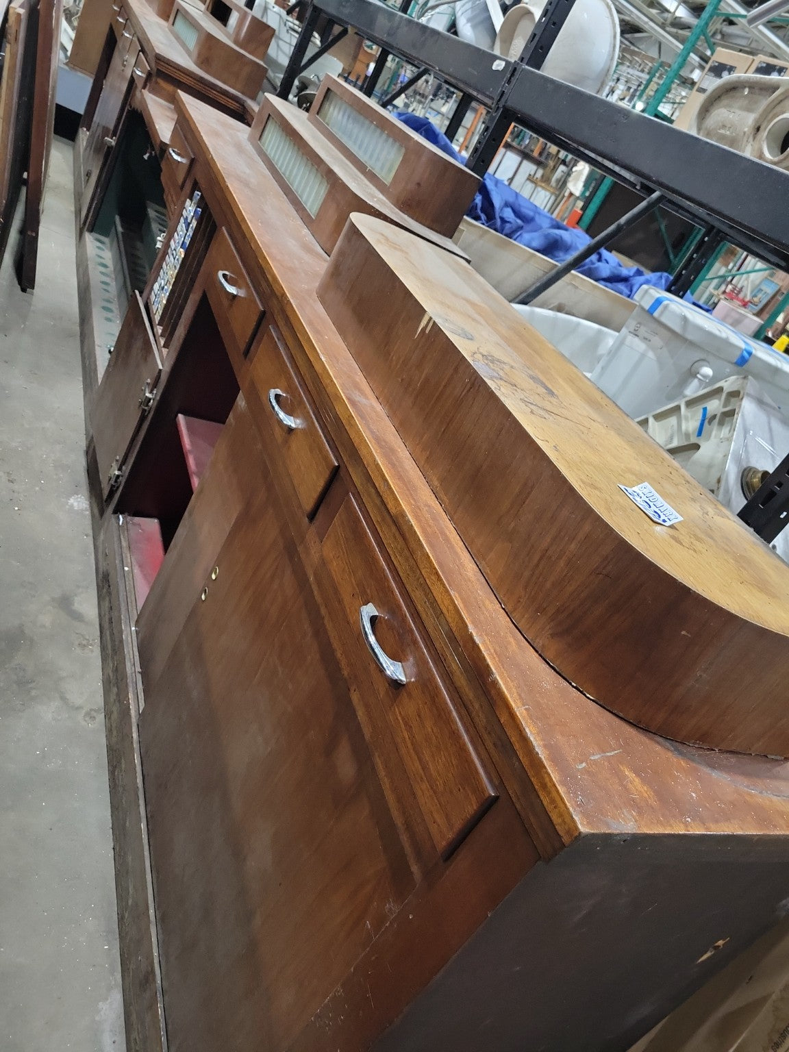 Art Deco Mahogany Commercial Bar & Matching Back Bar – 25' Restaurant Fixture