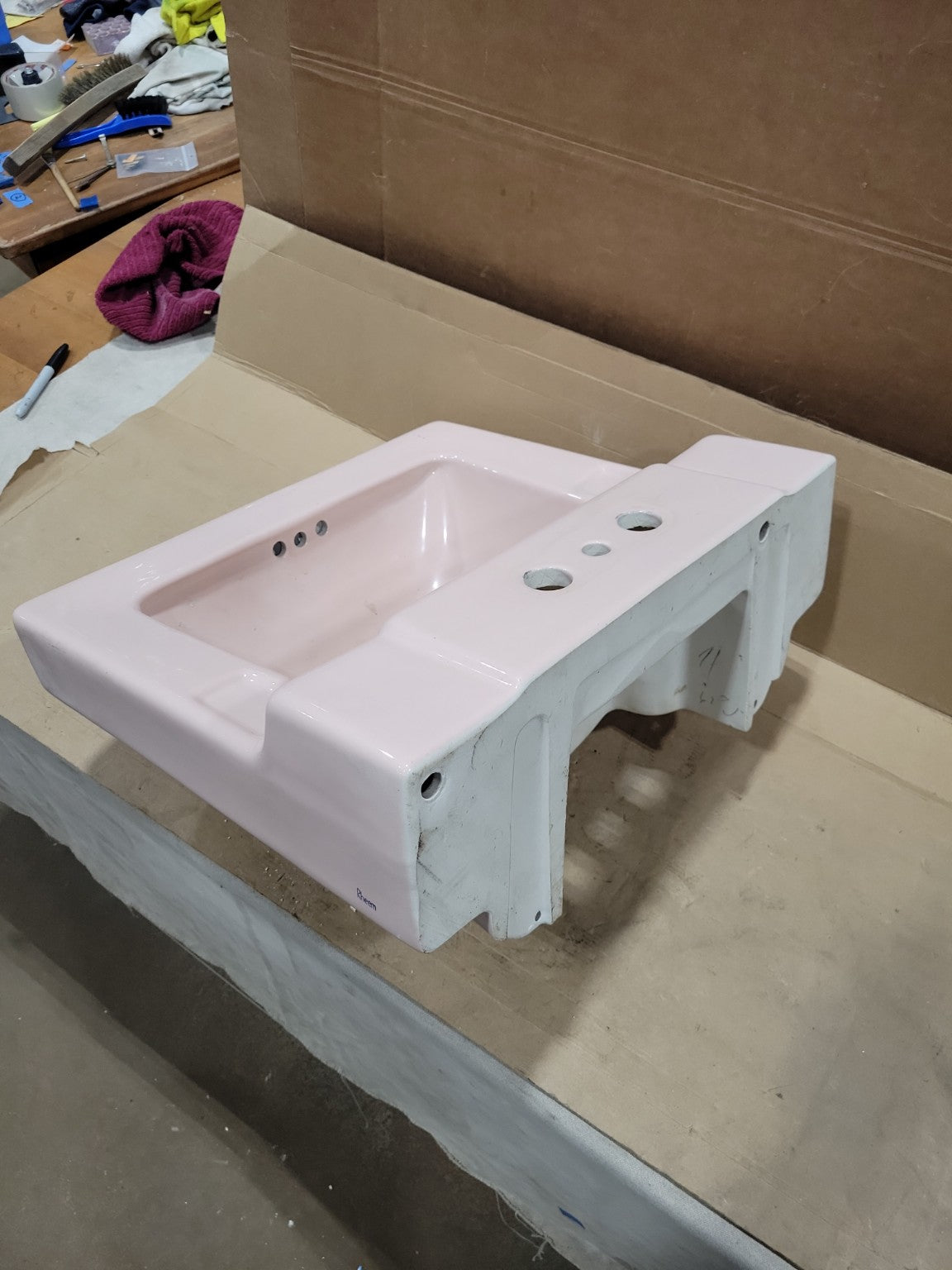 Vintage Rheem Wall-Mount Ceramic Bathroom Sink – Soft Pink