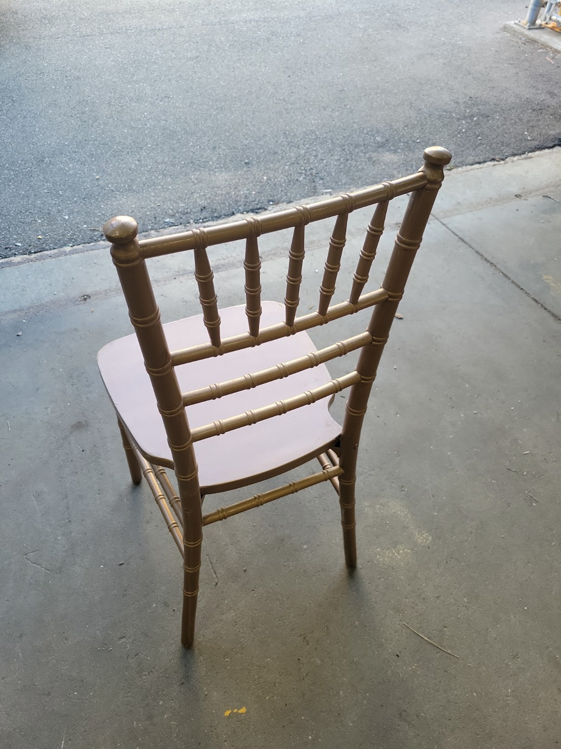 Gold Chiavari Chair – Event & Dining Chair