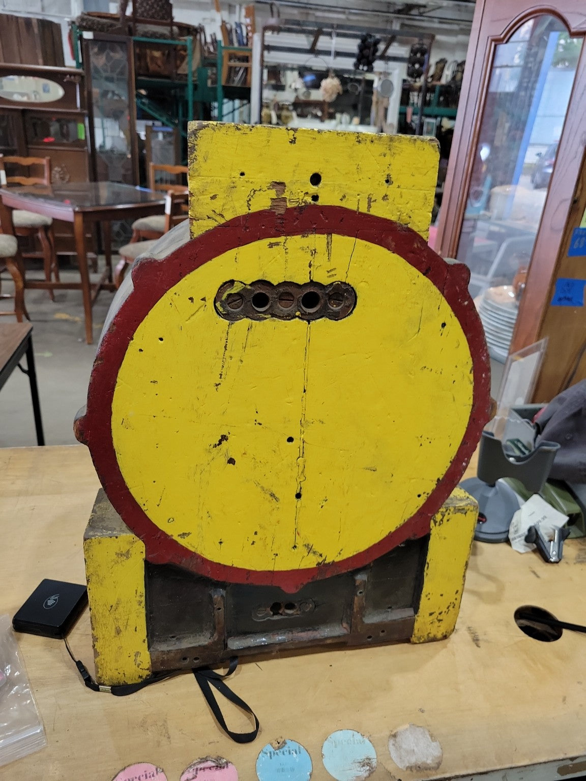 Vintage Industrial Wooden Factory Pattern Mold – Black & Yellow