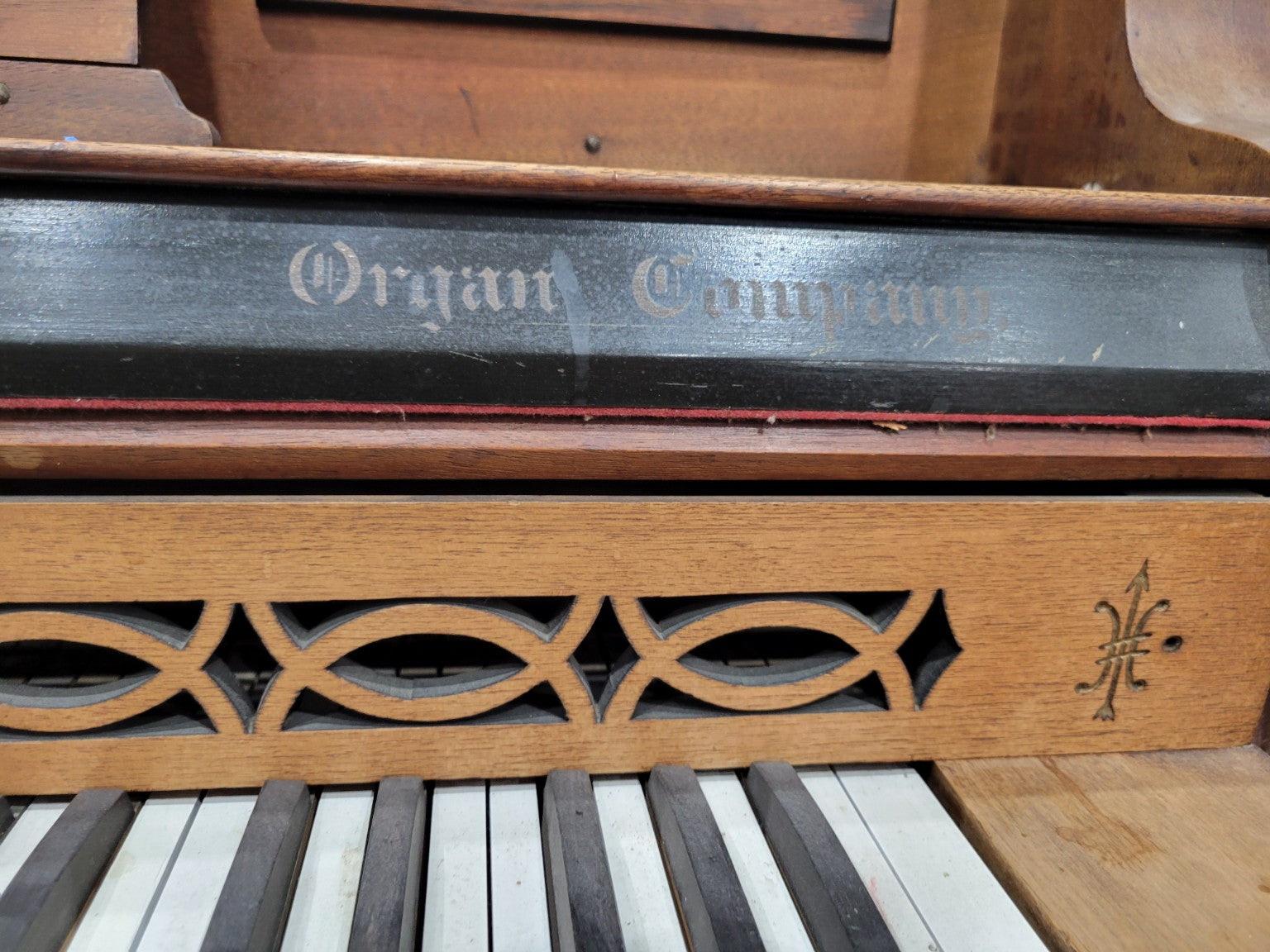 Antique Jewett & Goodall Victorian Reed Organ