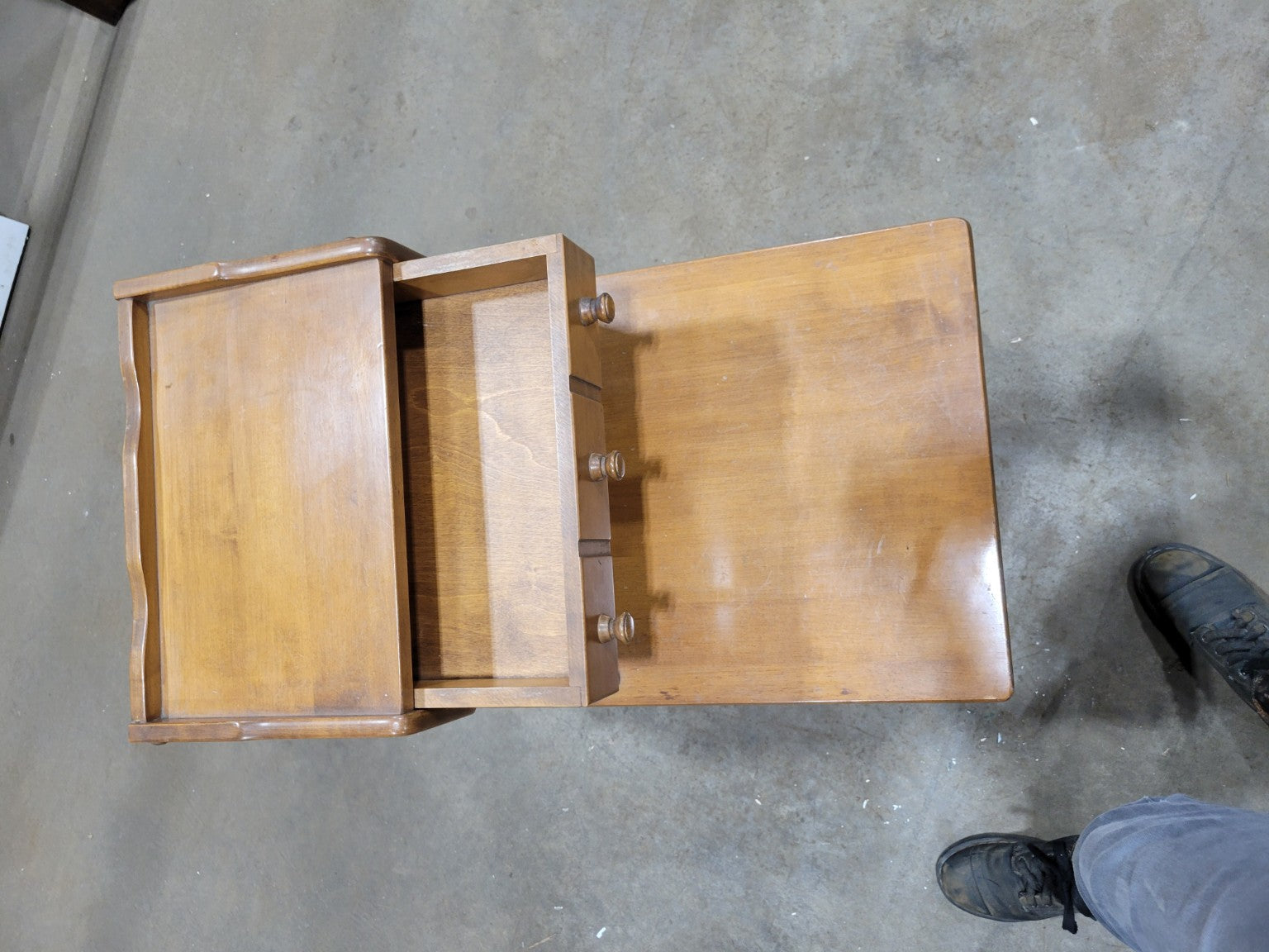 Vintage Maple End Table with Three Drawer Organizer Shelf