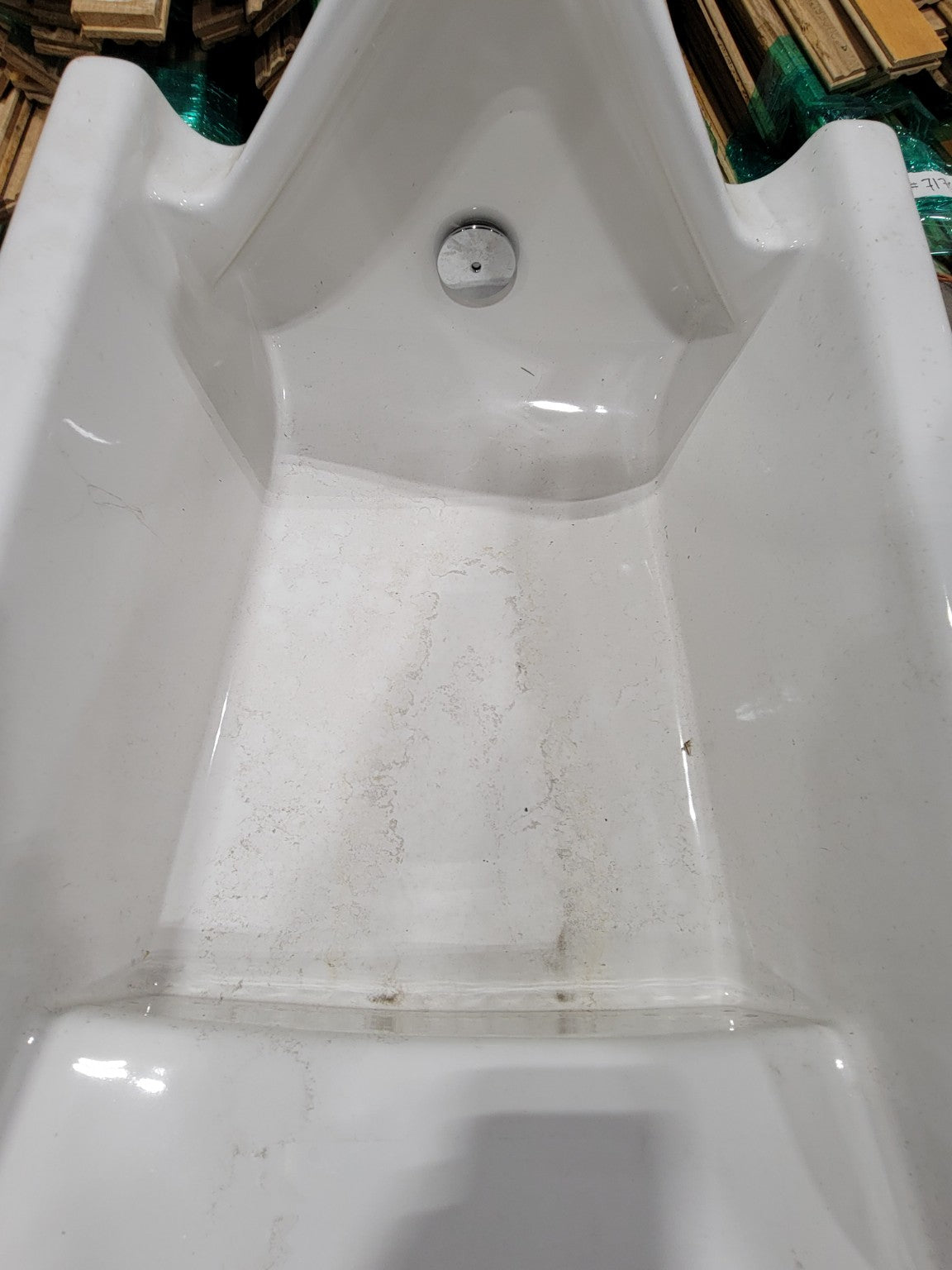 Vintage Wall-Mount Vitreous China Urinal with Flush Valve