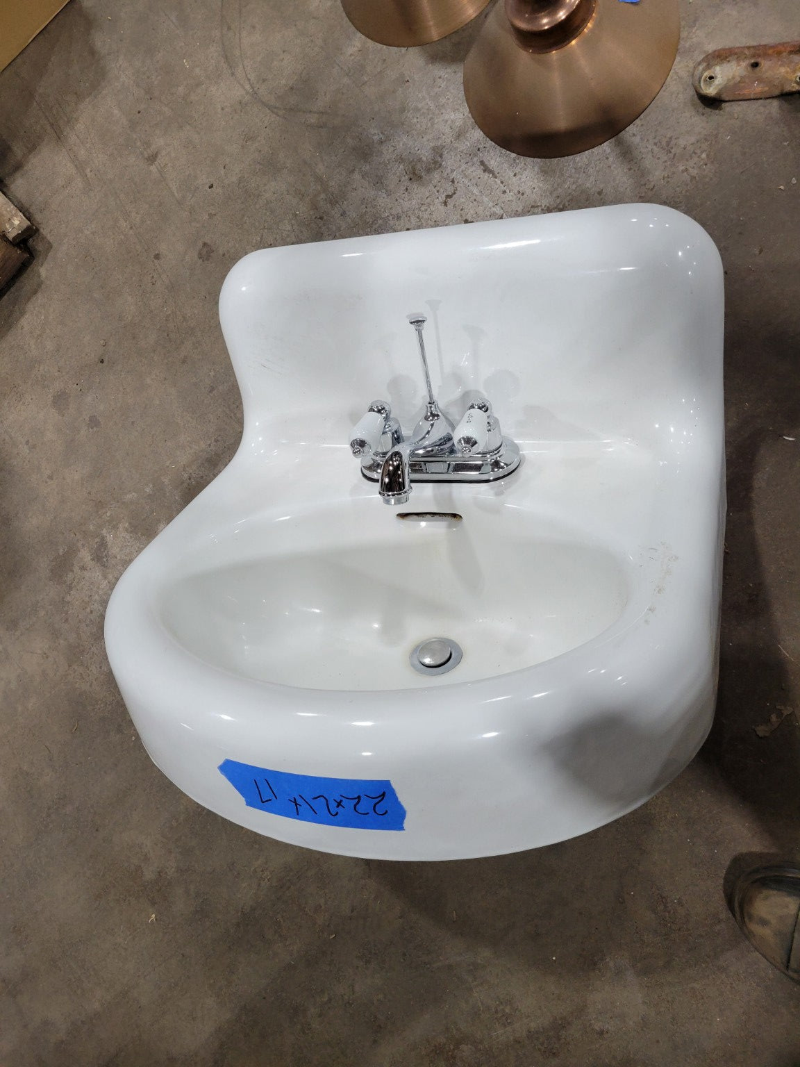 Vintage Crane Wall-Mount Vitreous China Bathroom Sink with Faucet