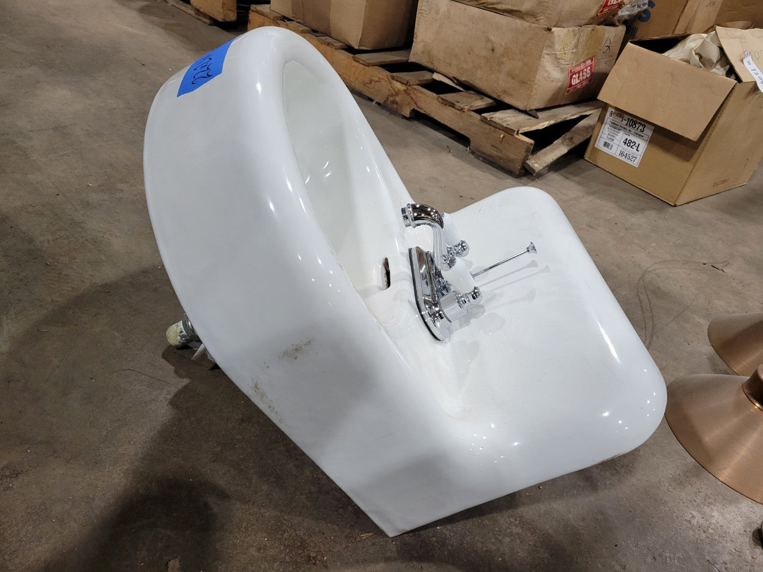 Vintage Crane Wall-Mount Vitreous China Bathroom Sink with Faucet