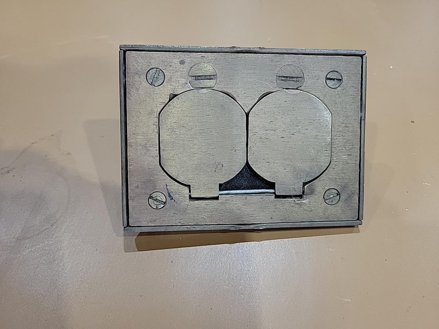 Vintage Hubbell Duplex Floor Outlet Cover Plate